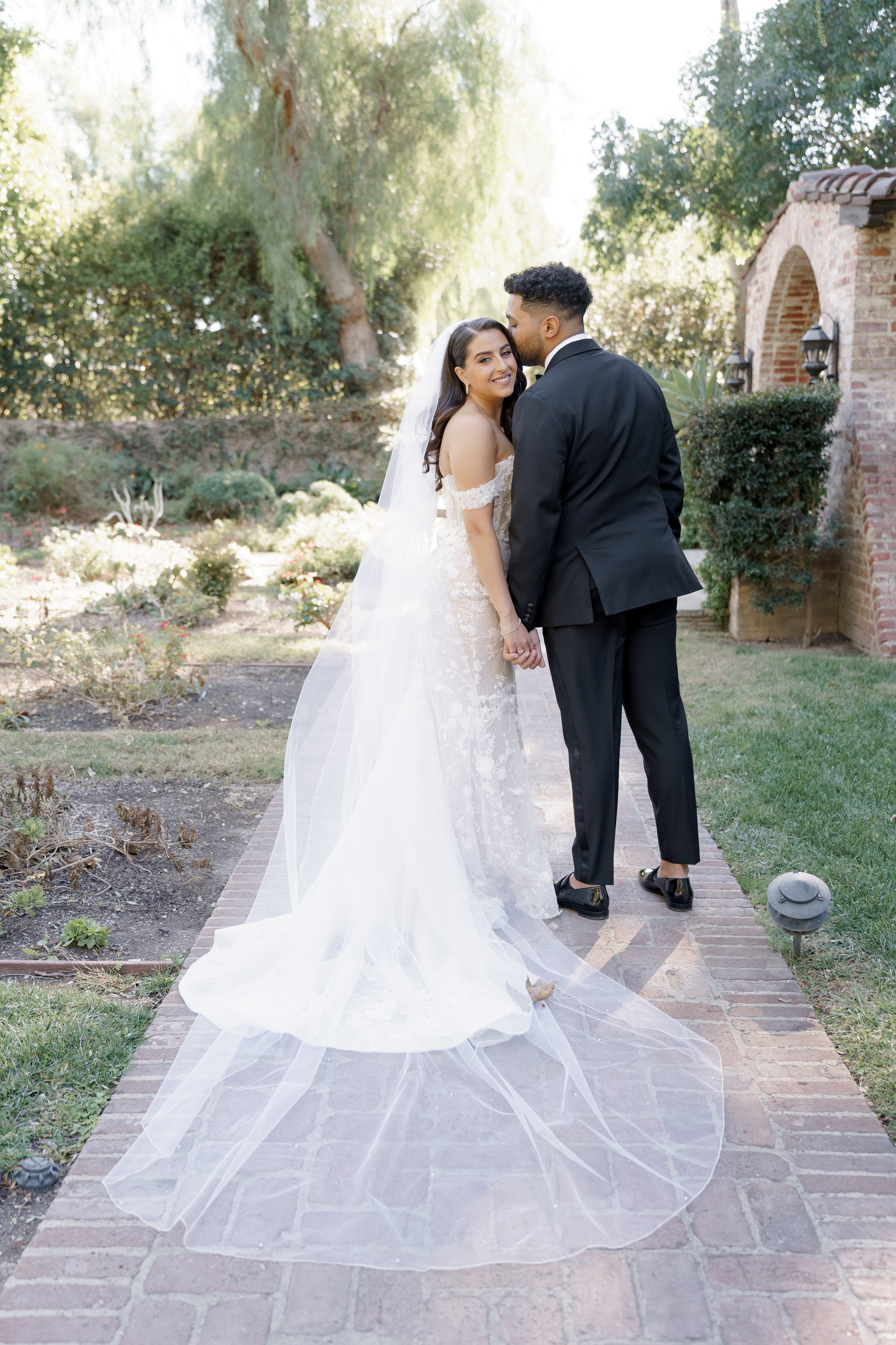 Luxury wedding photography & videography for stylish couple 📸 VovaChi. Wedding photographer and videographer New York | New Jersey