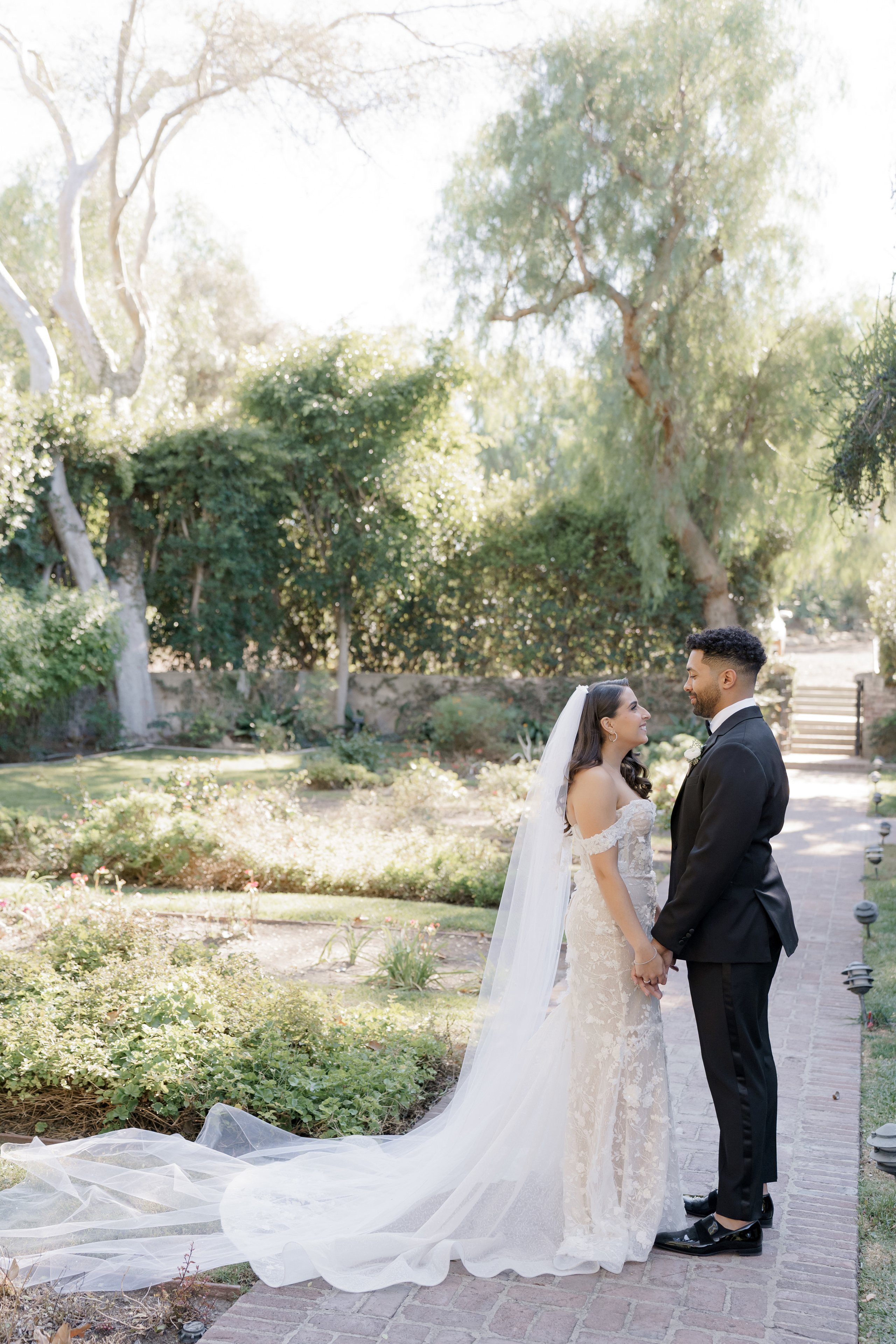 Luxury wedding photography & videography for stylish couple 📸 VovaChi. Wedding photographer and videographer New York | New Jersey