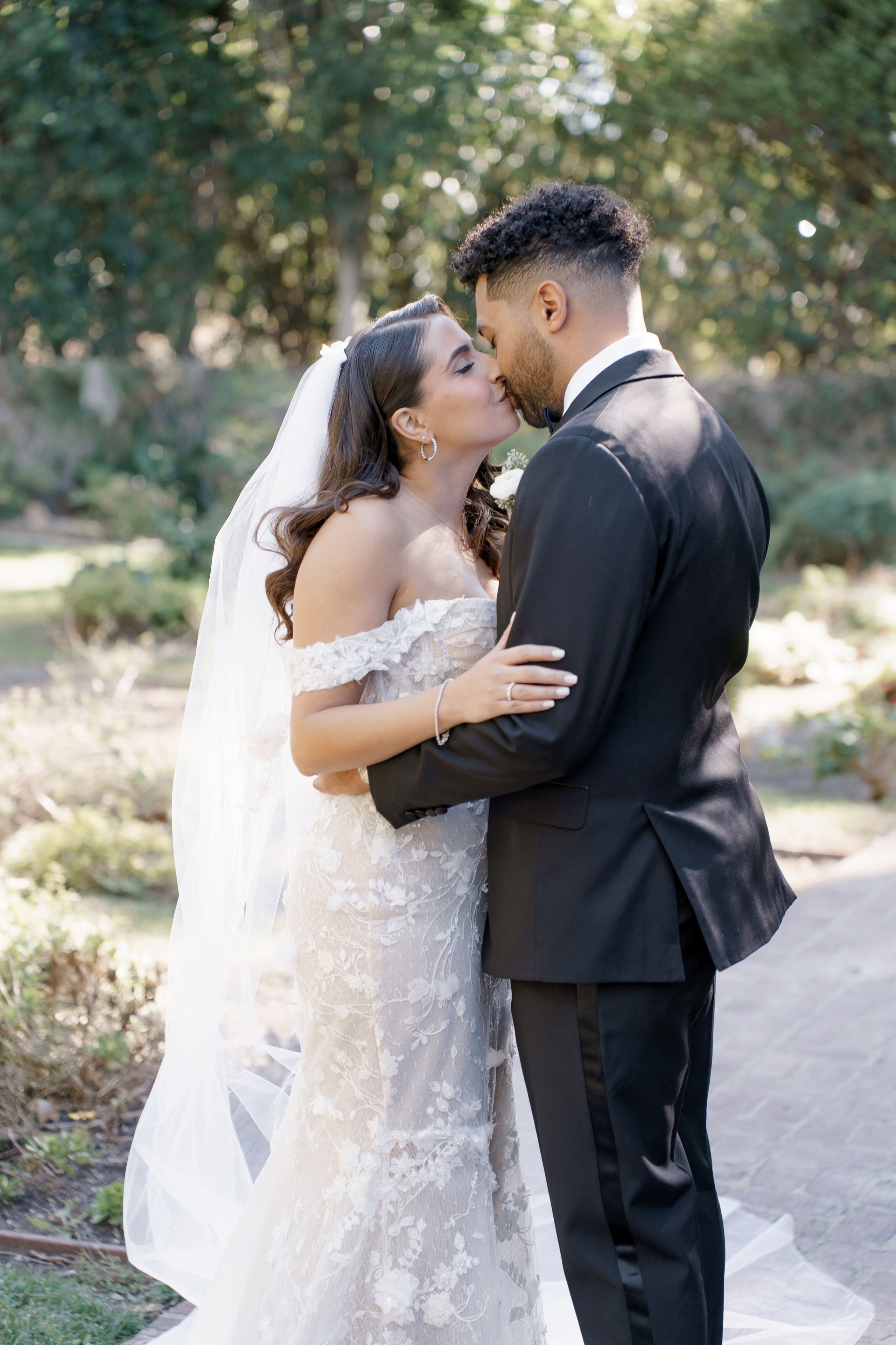 Luxury wedding photography & videography for stylish couple 📸 VovaChi. Wedding photographer and videographer New York | New Jersey