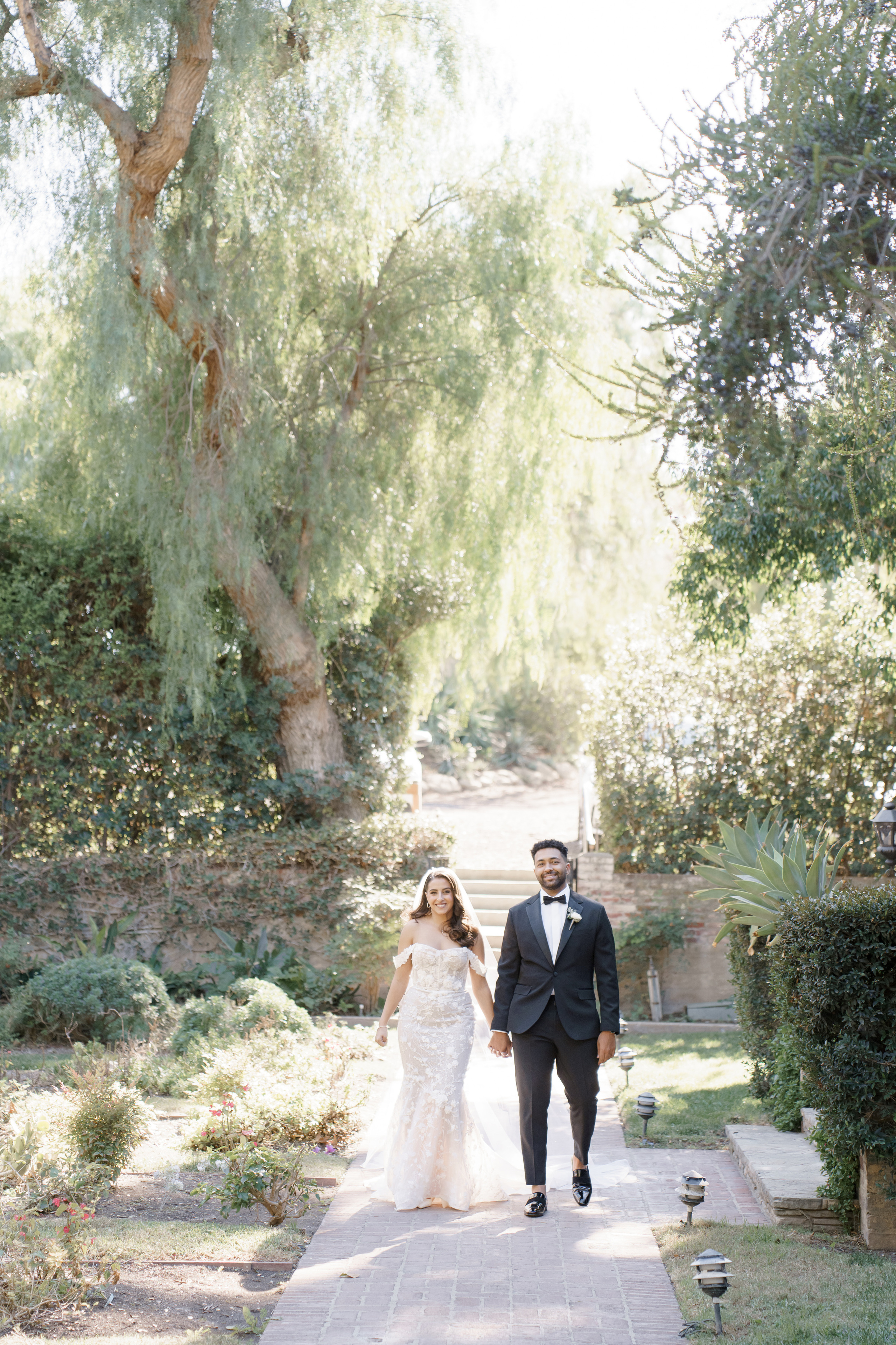 Luxury wedding photography & videography for stylish couple 📸 VovaChi. Wedding photographer and videographer New York | New Jersey