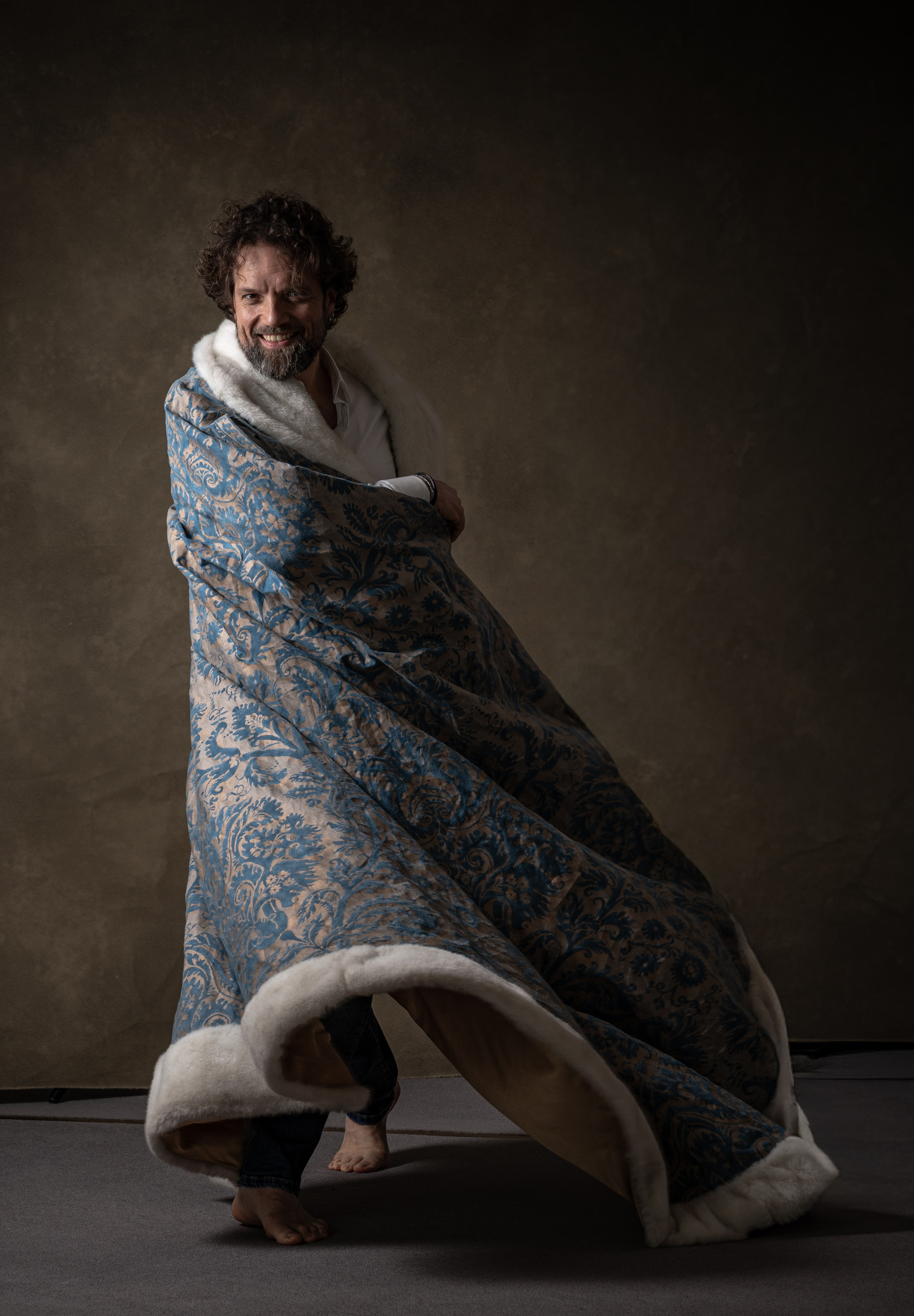 MIRKO ROSCHKOWSKI. Portrait photographer in Germany and all over Europe Mischa Blank