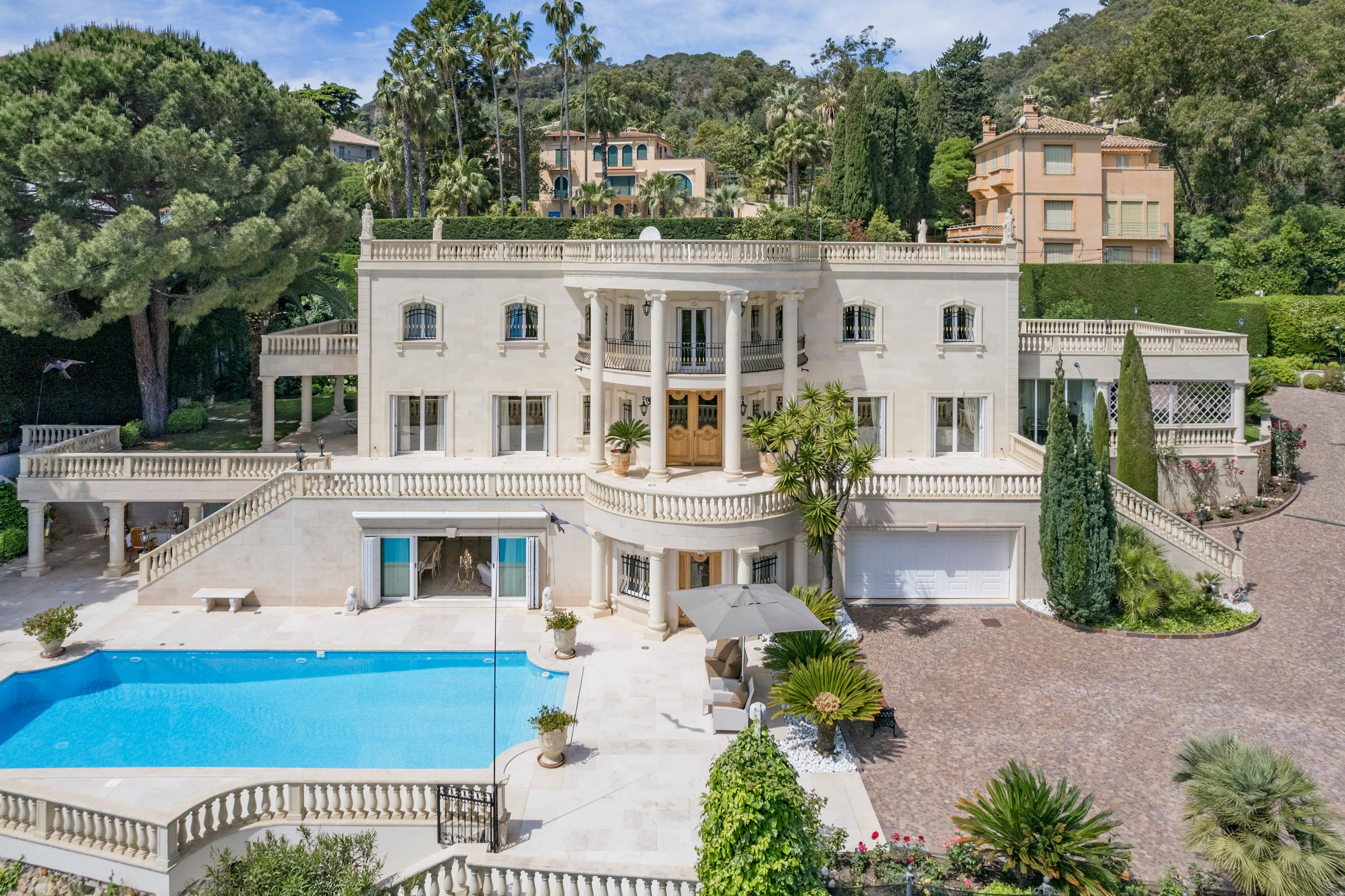 IMMOBILIER — REAL ESTATE PREMIUM. MARQUIS PHOTOGRAPHIE — Photographe/Vidéaste, Drone, événements, Nice, Monaco, Cannes, yacht, corporate, mariage, immobilier, events luxury