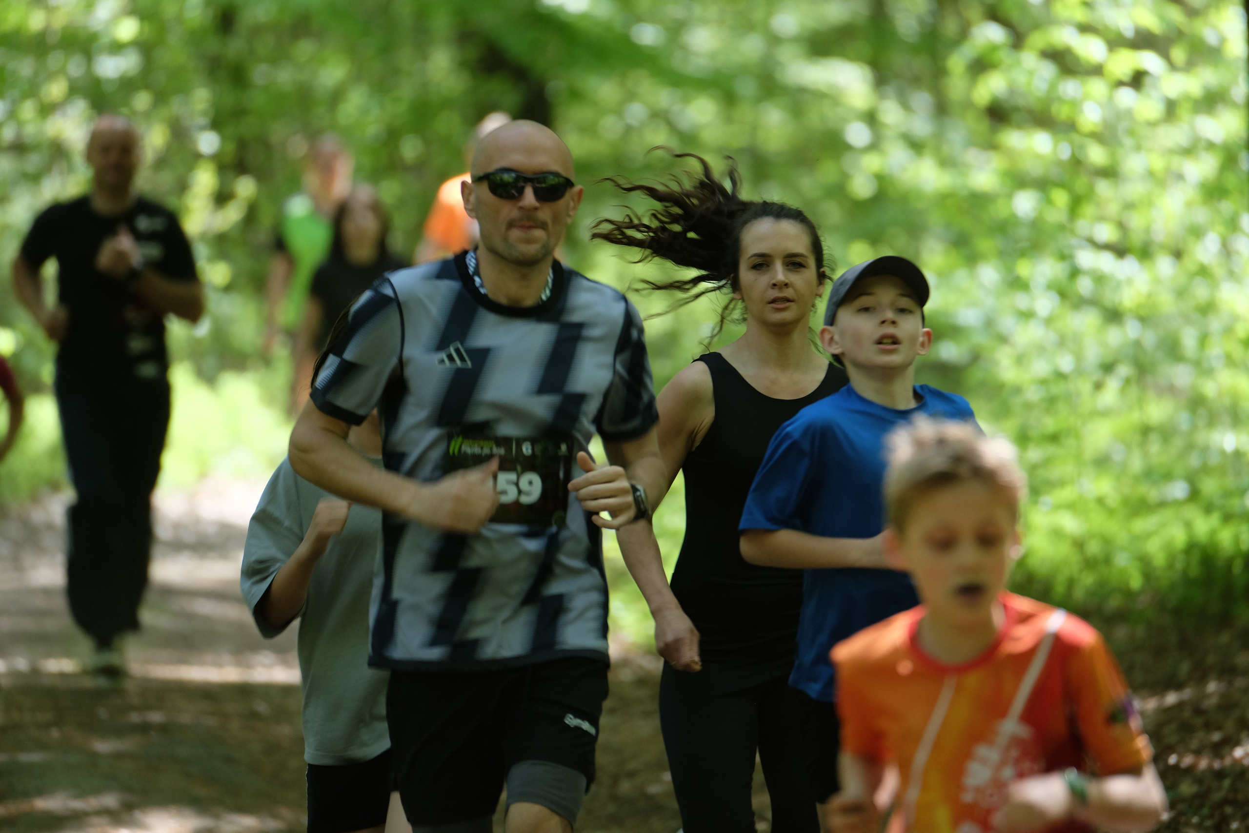 Aleksandryjska Piątka po lesie. Main