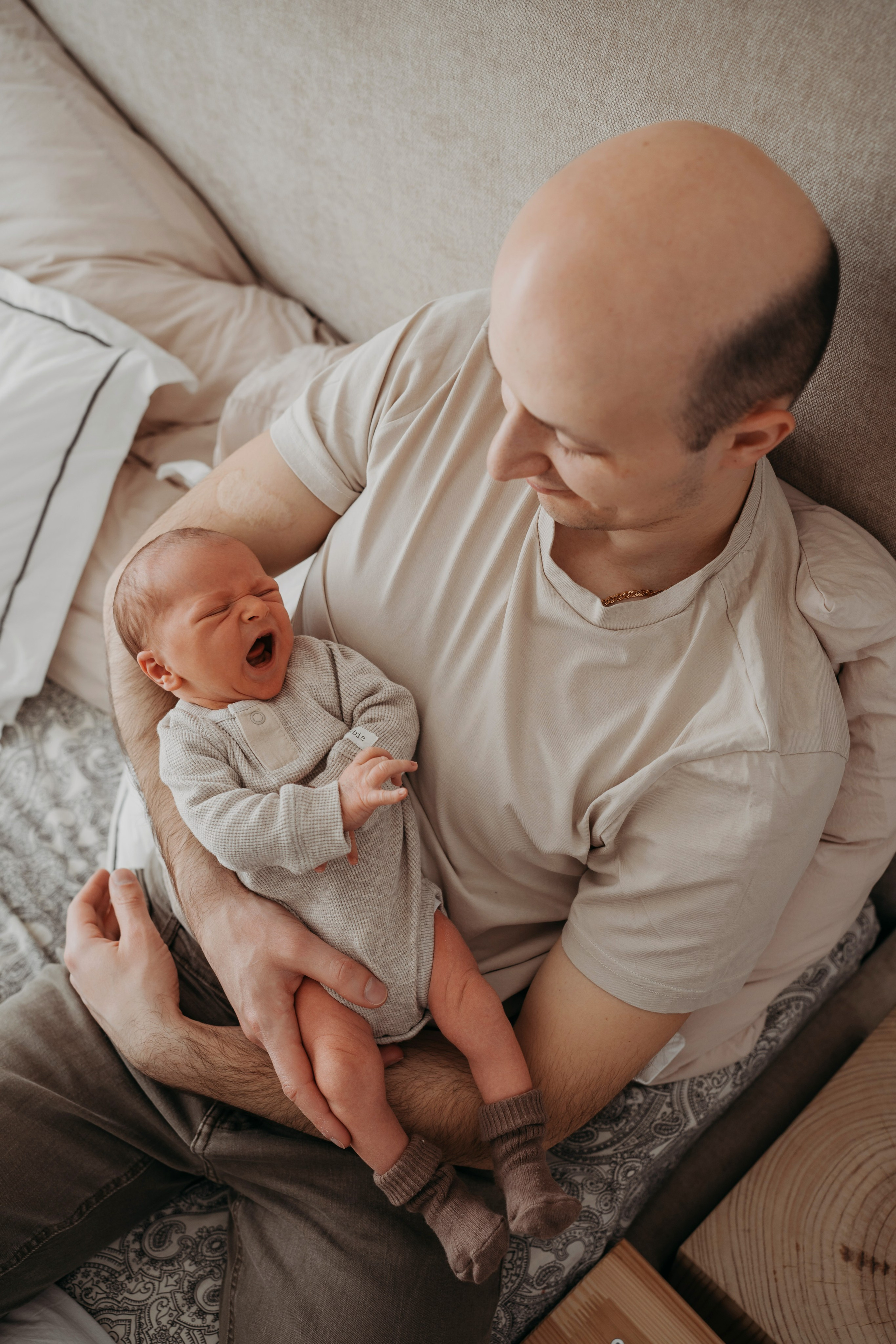 Лео и Соня (10 дней и 5 лет). Фотограф новорожденных и детей первого года Евгения Михалькевич
