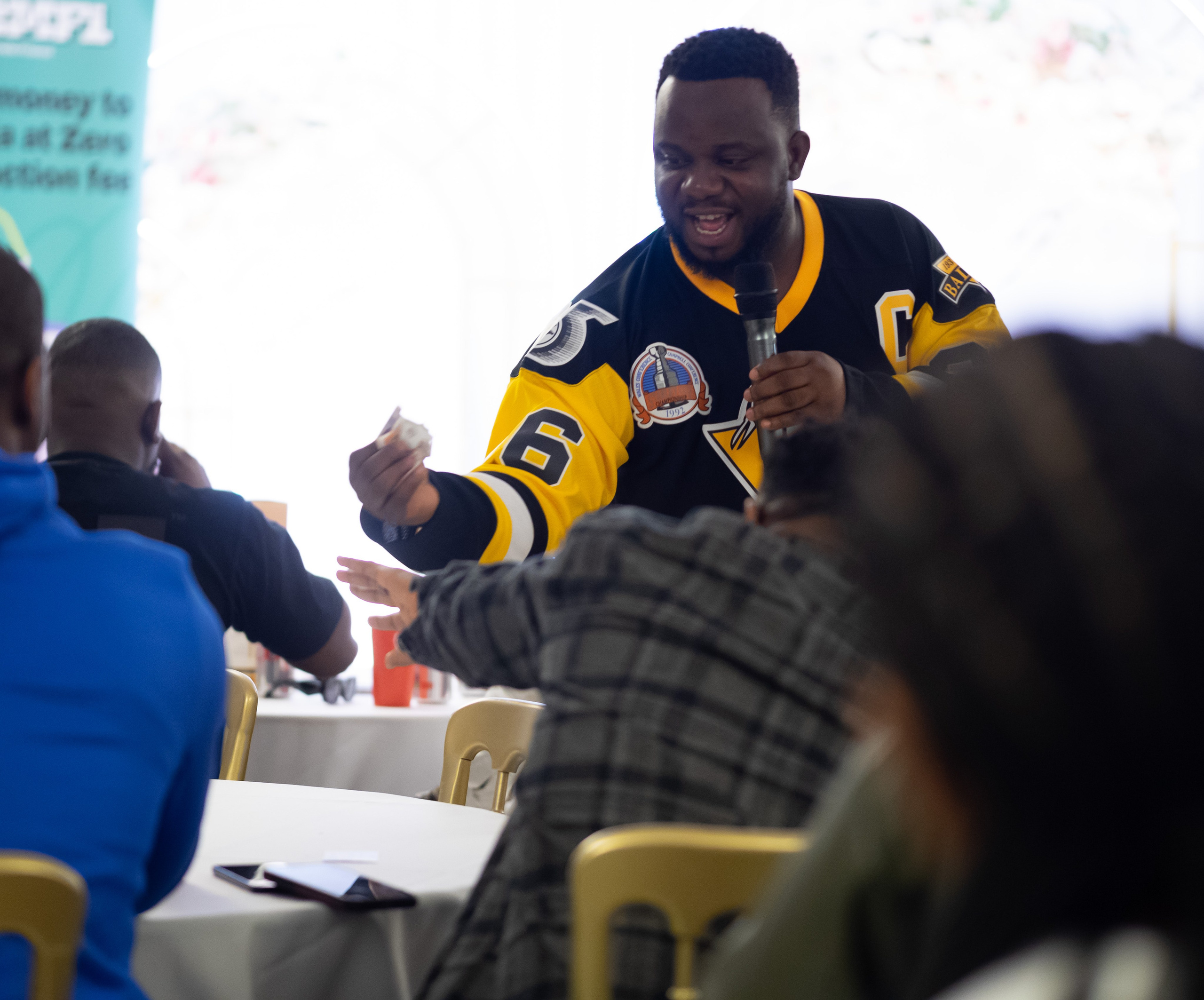 Sabinus Live in Birmingham. Sola SLY | London Photographer and Videographer