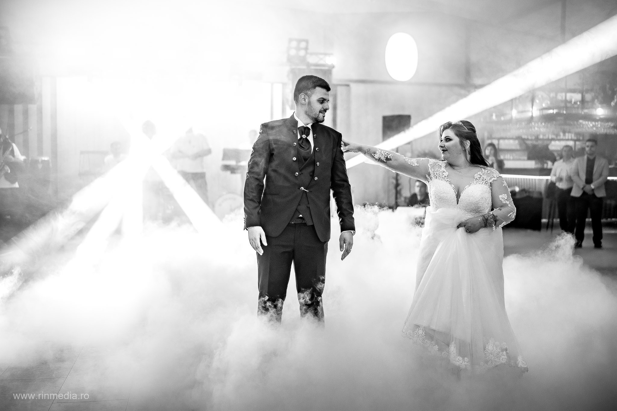 Roxana & Victor. Fotograf de Nunta Focsani