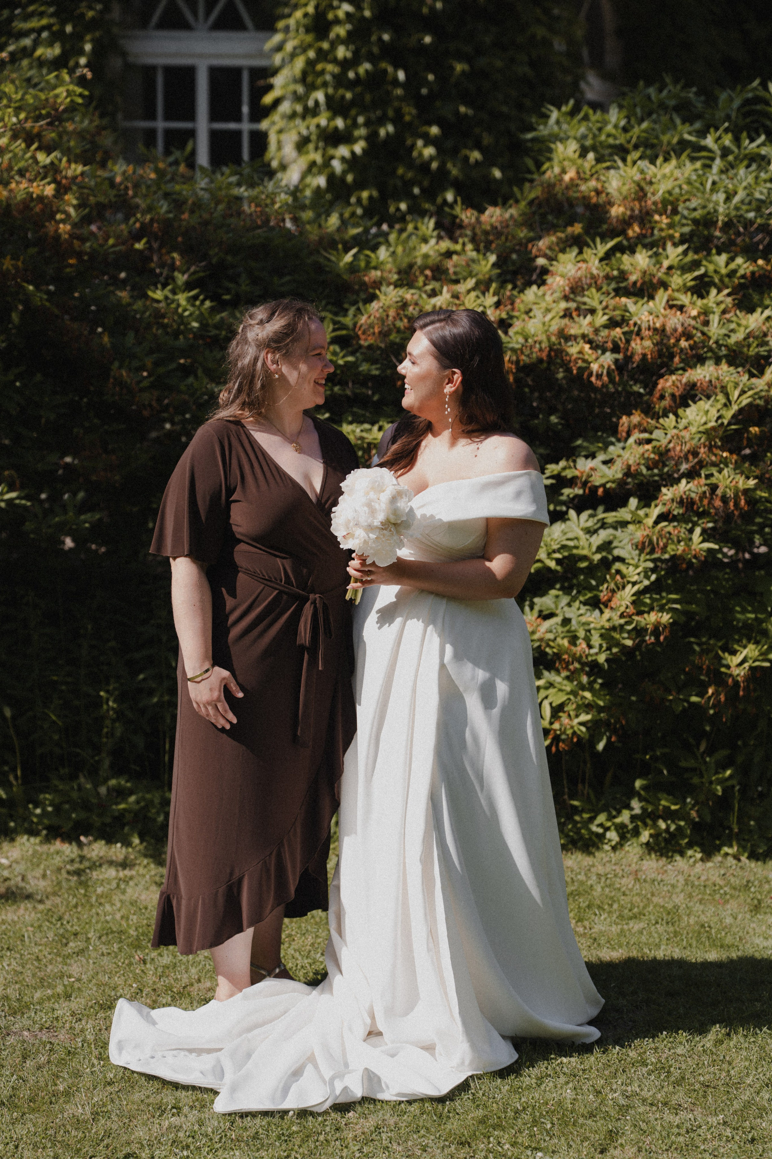 Jessica & Felix I Gesellschaft Harmonie Bochum. Hochzeitsfotografin Bochum | Halyna Reiche Fotografie NRW