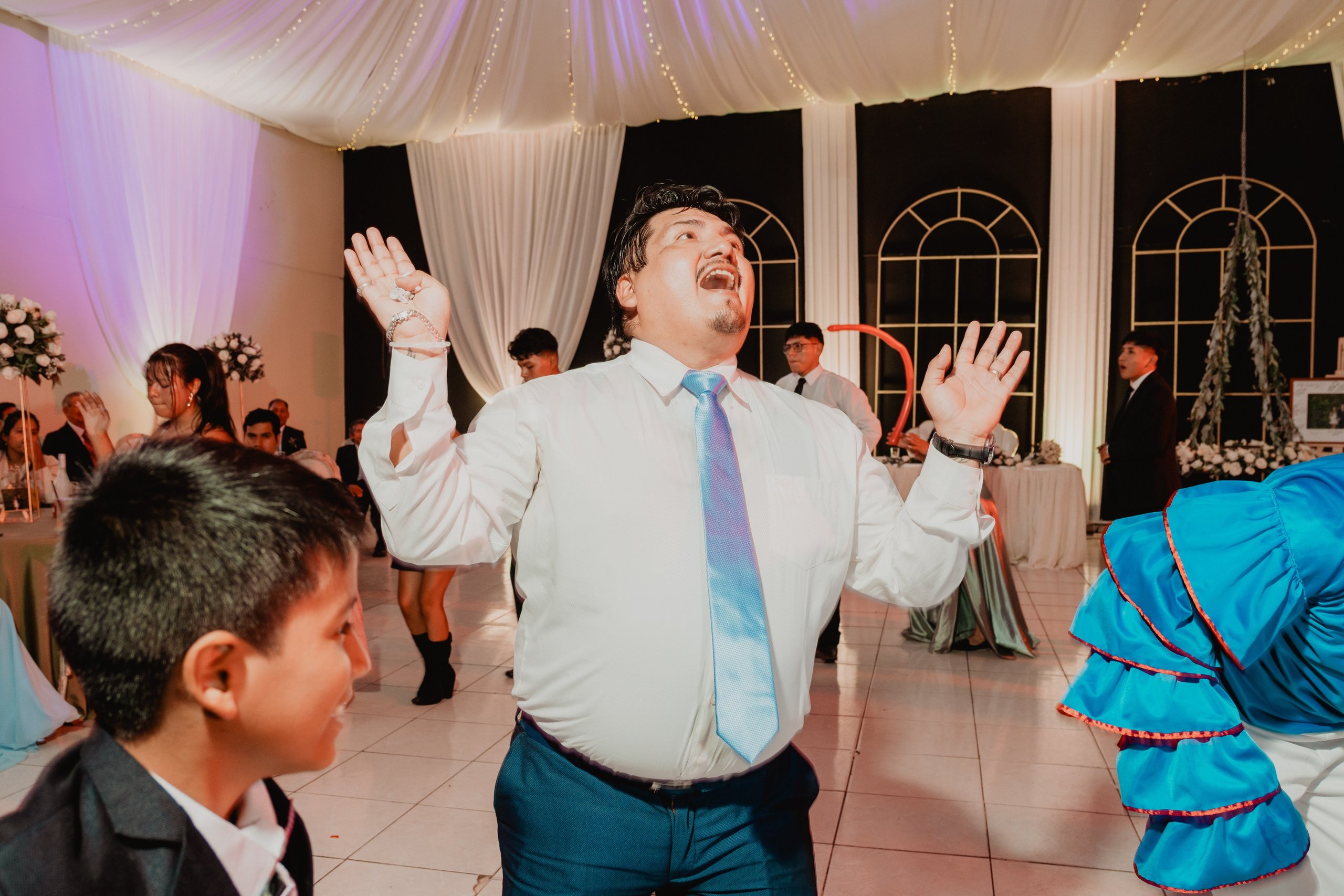 FERNANDO + MARIBEL | BODA RELIGIOSA. Studio KVTA | Fotografía y Video de Bodas en Arequipa