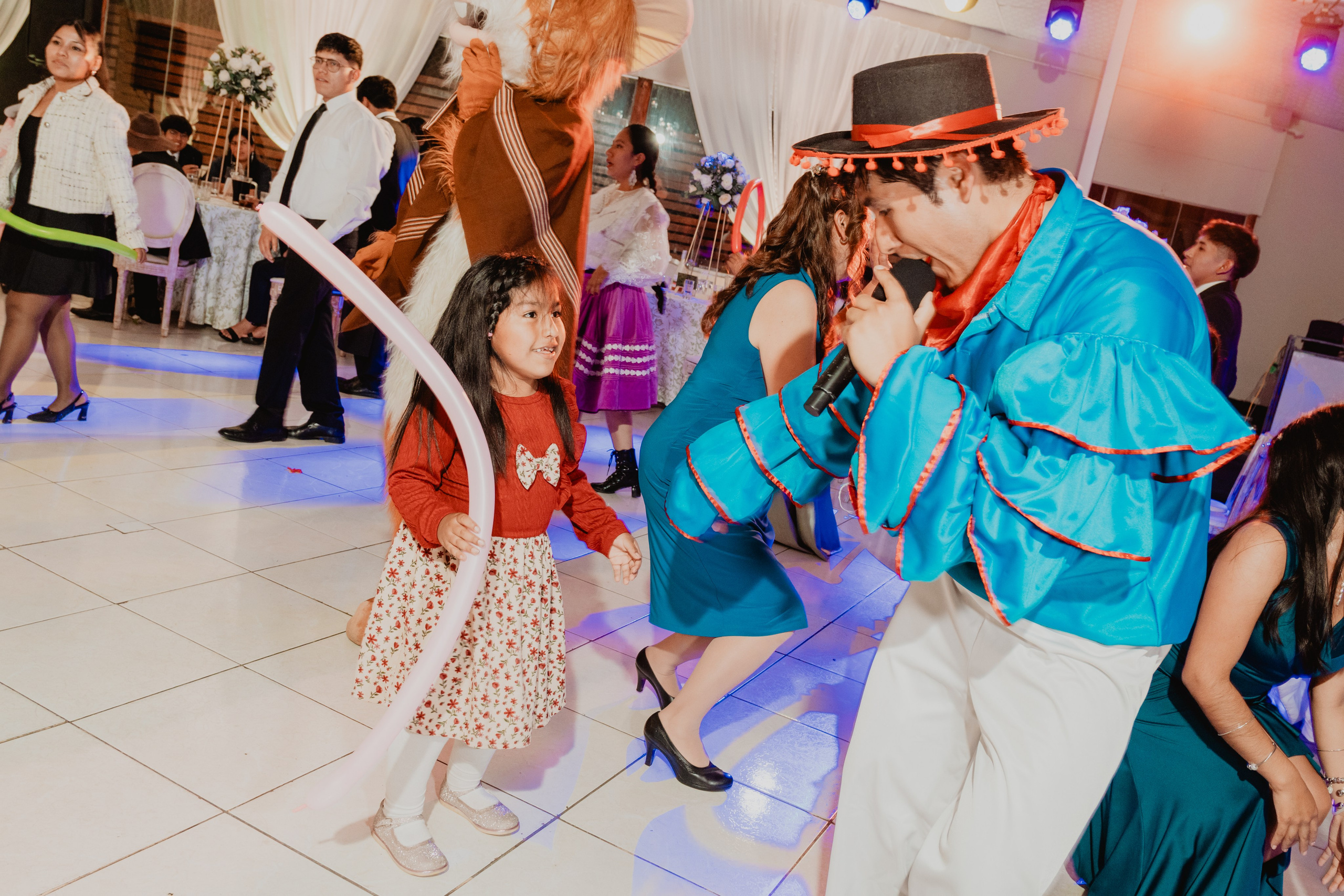 FERNANDO + MARIBEL | BODA RELIGIOSA. Studio KVTA | Fotografía y Video de Bodas en Arequipa