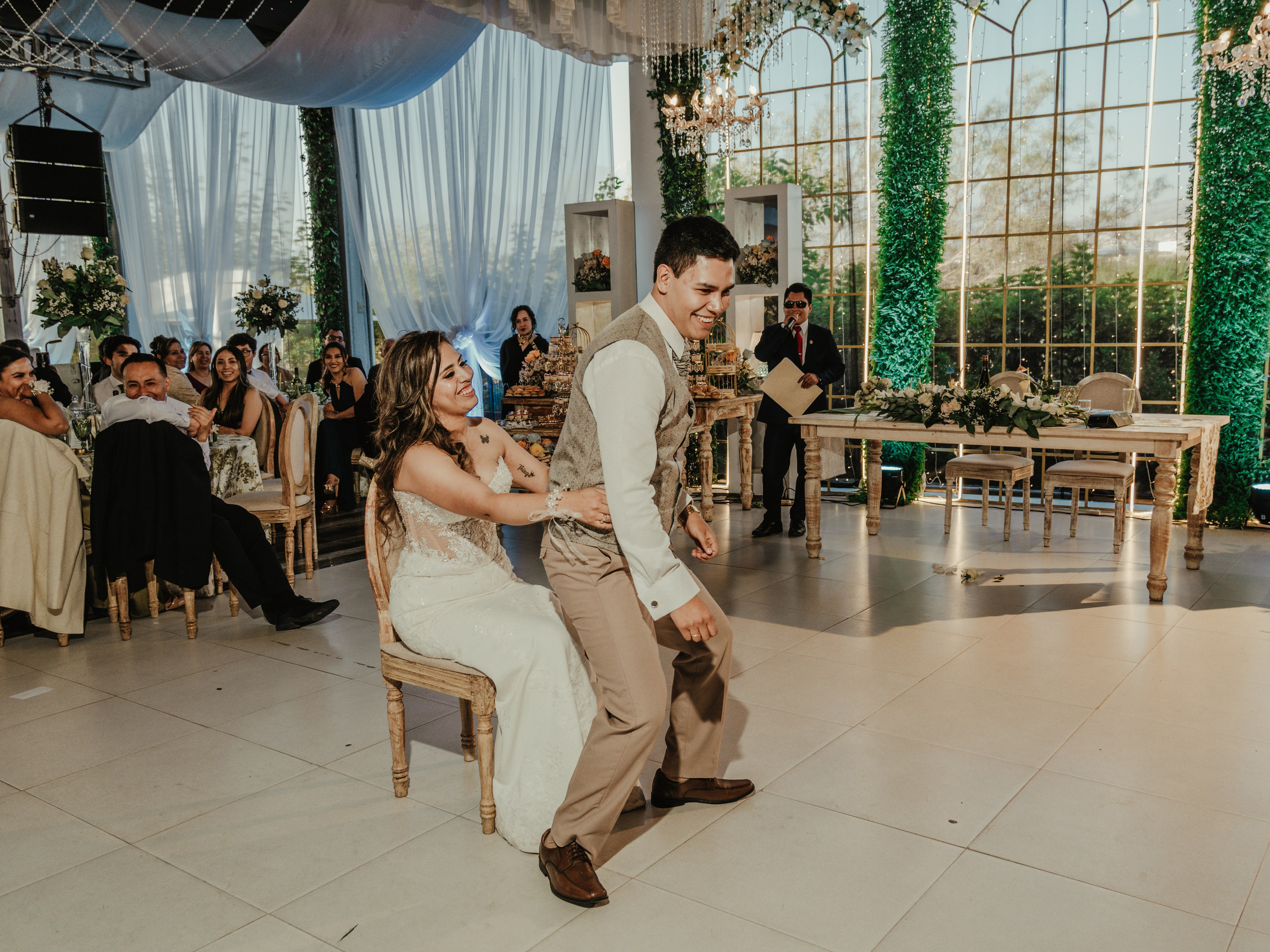 CARLA Y MARIO BODA RELIGIOSA. Studio KVTA | Fotografía y Video de Bodas en Arequipa