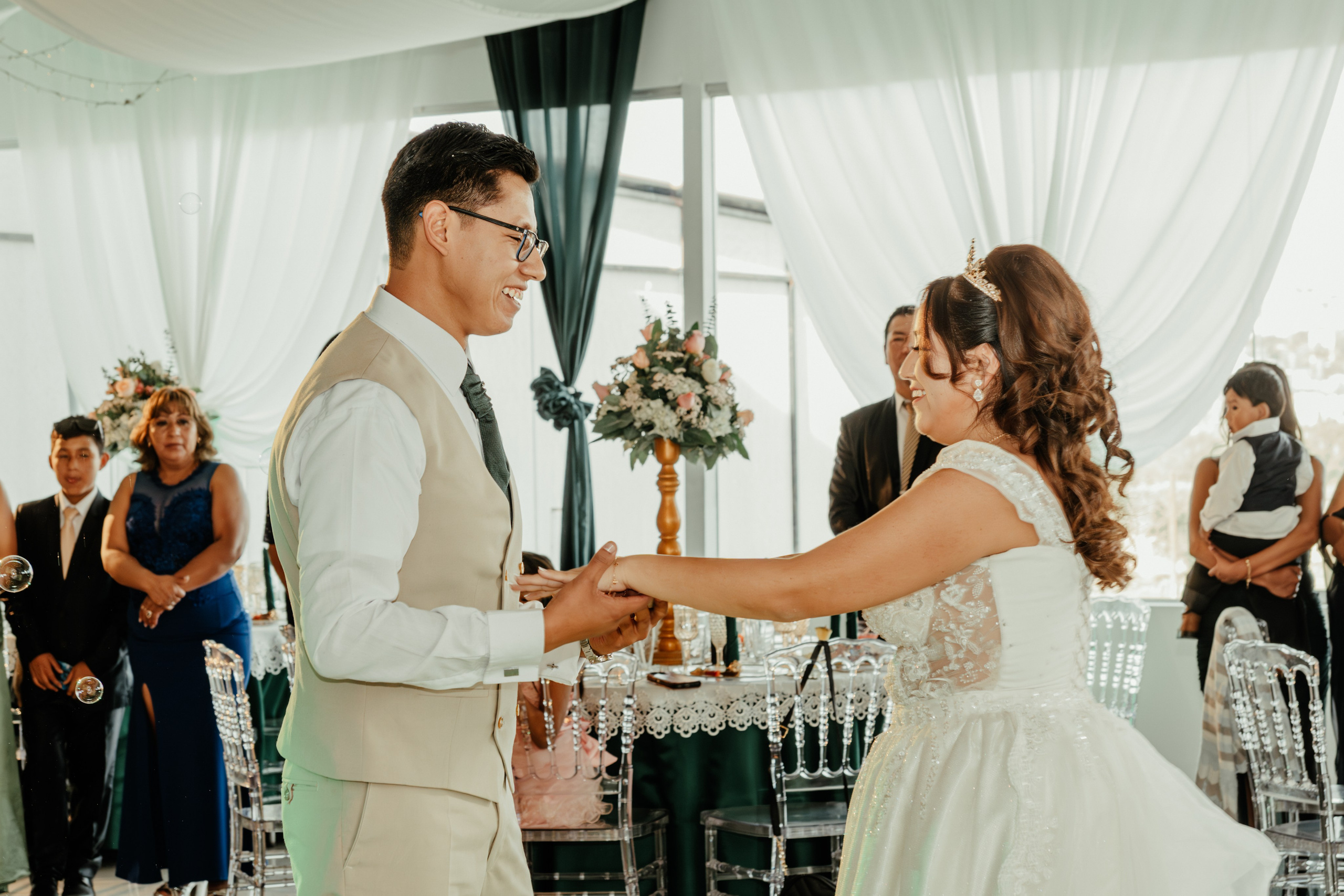 ANGIE + MANUEL BODA RELIGIOSA. Studio KVTA | Fotografía y Video de Bodas en Arequipa