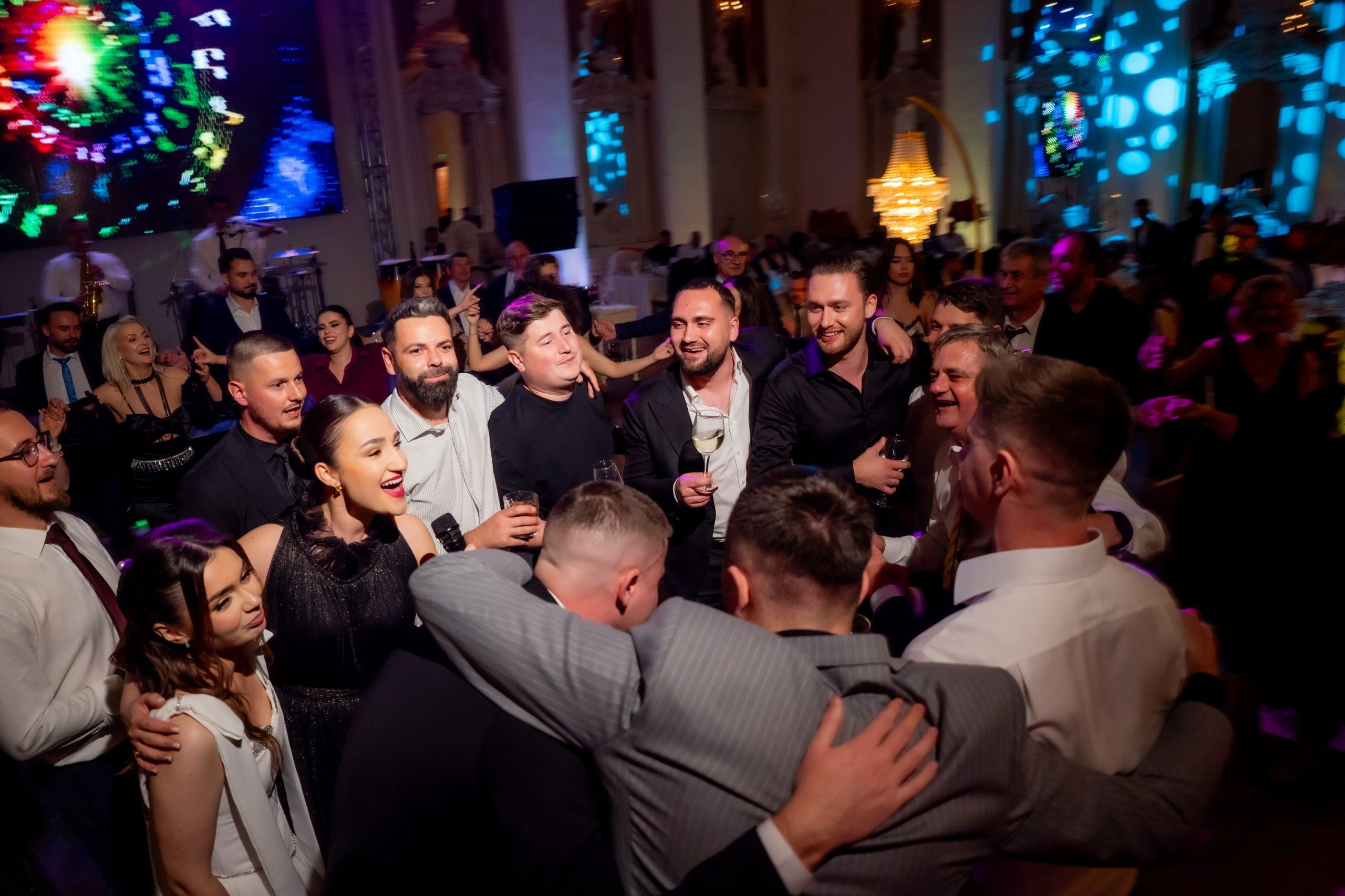 Razvan & Denisa — Ziua nuntii. Mark Fazakas — Wedding Photographer