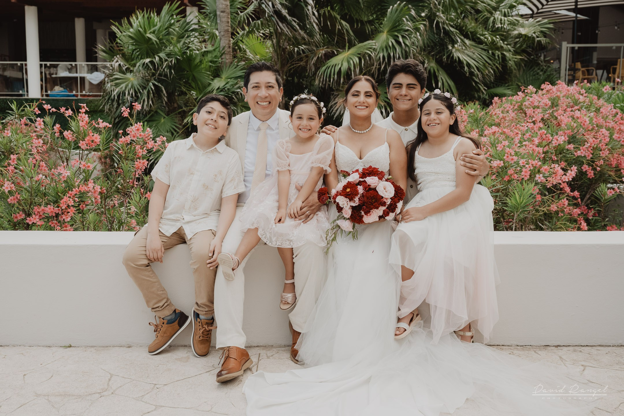 Destination Wedding in the Riviera Maya. Destination wedding photographer based in Cancun and Riviera Maya with service worldwide