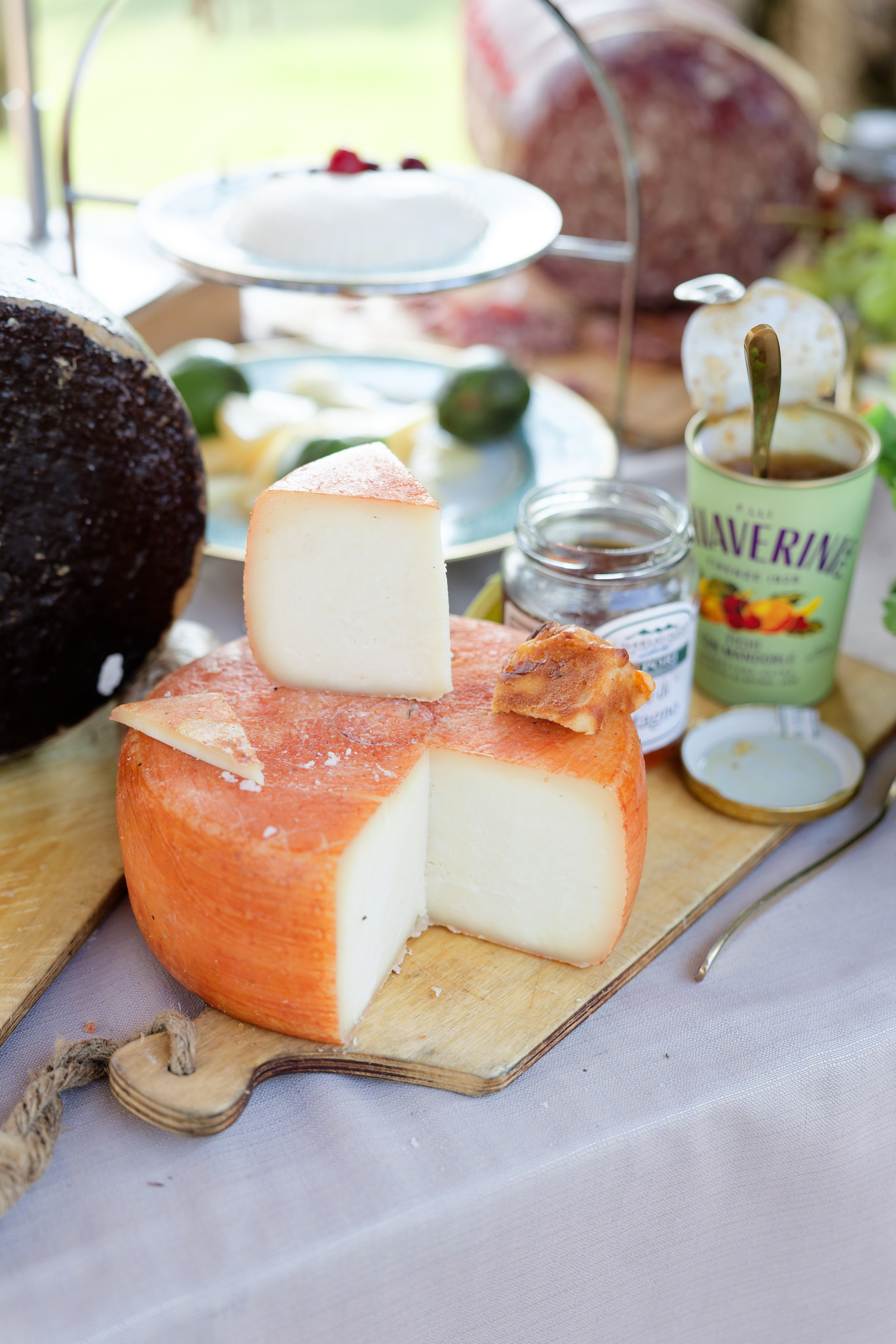 Wedding at Borgo Bastia Creti, Umbria