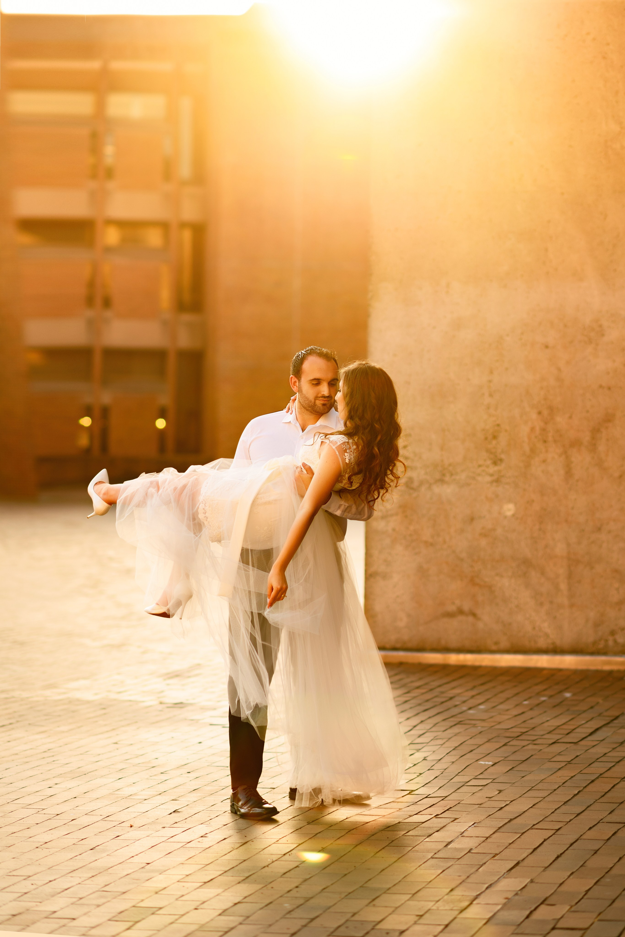 Diana & Ilaja. Wedding & portrait photography in the Seattle Area. Helen Michelle photographer