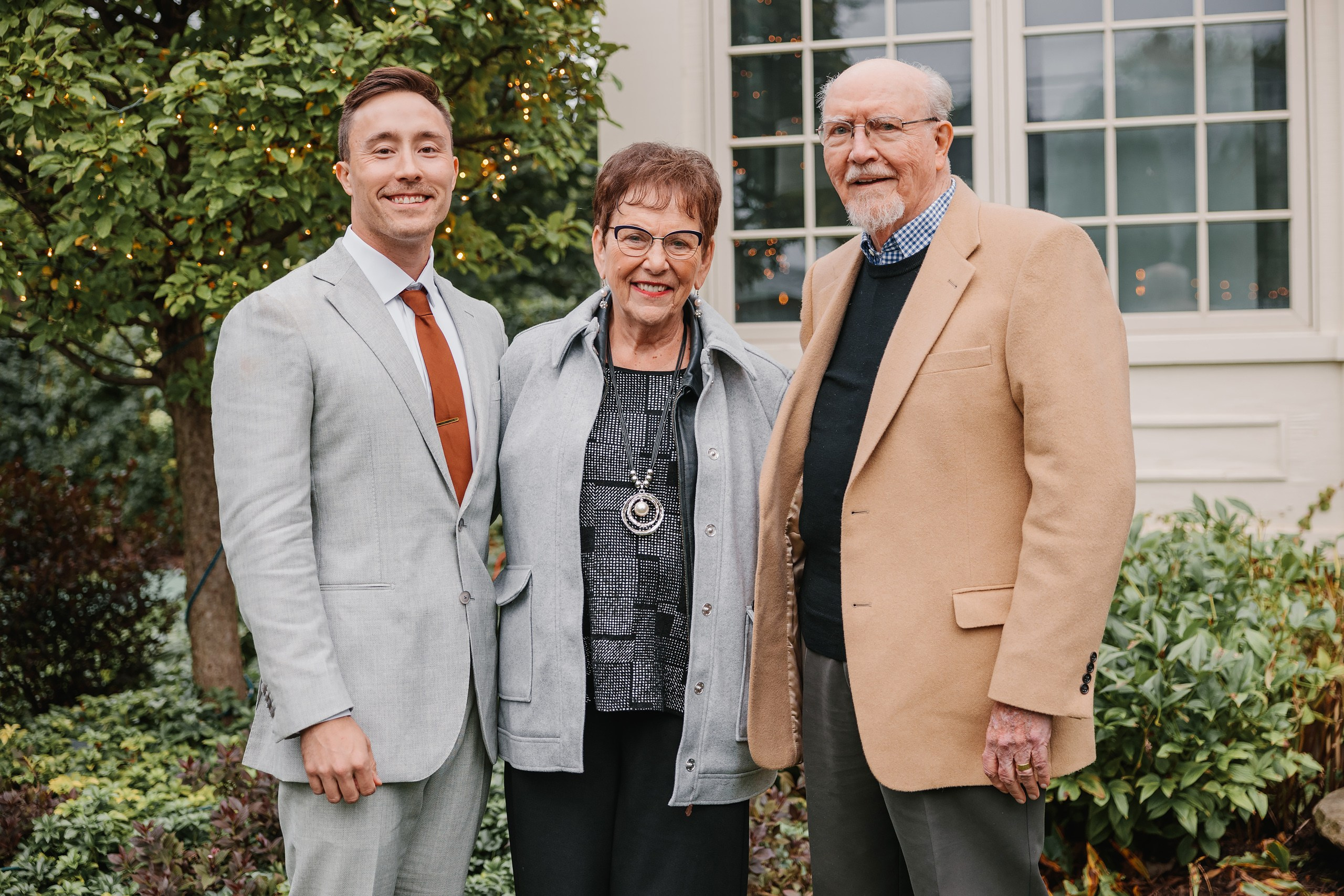 10.08.2023 Wedding. Wedding family event photographer in Chicago Nick Yushevich