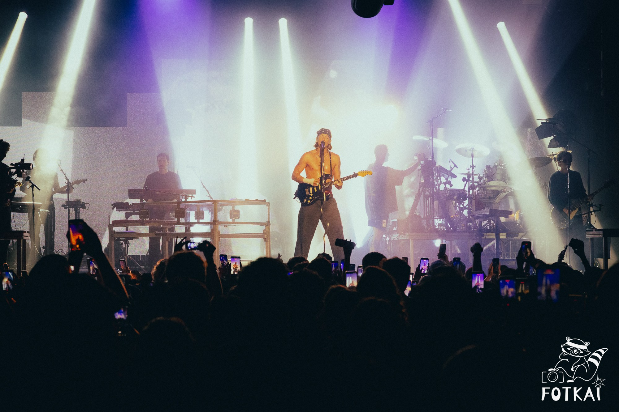 LANY — Concert Photos at Sala Razzmatazz, Barcelona, Spain 2026 | FOTKAI