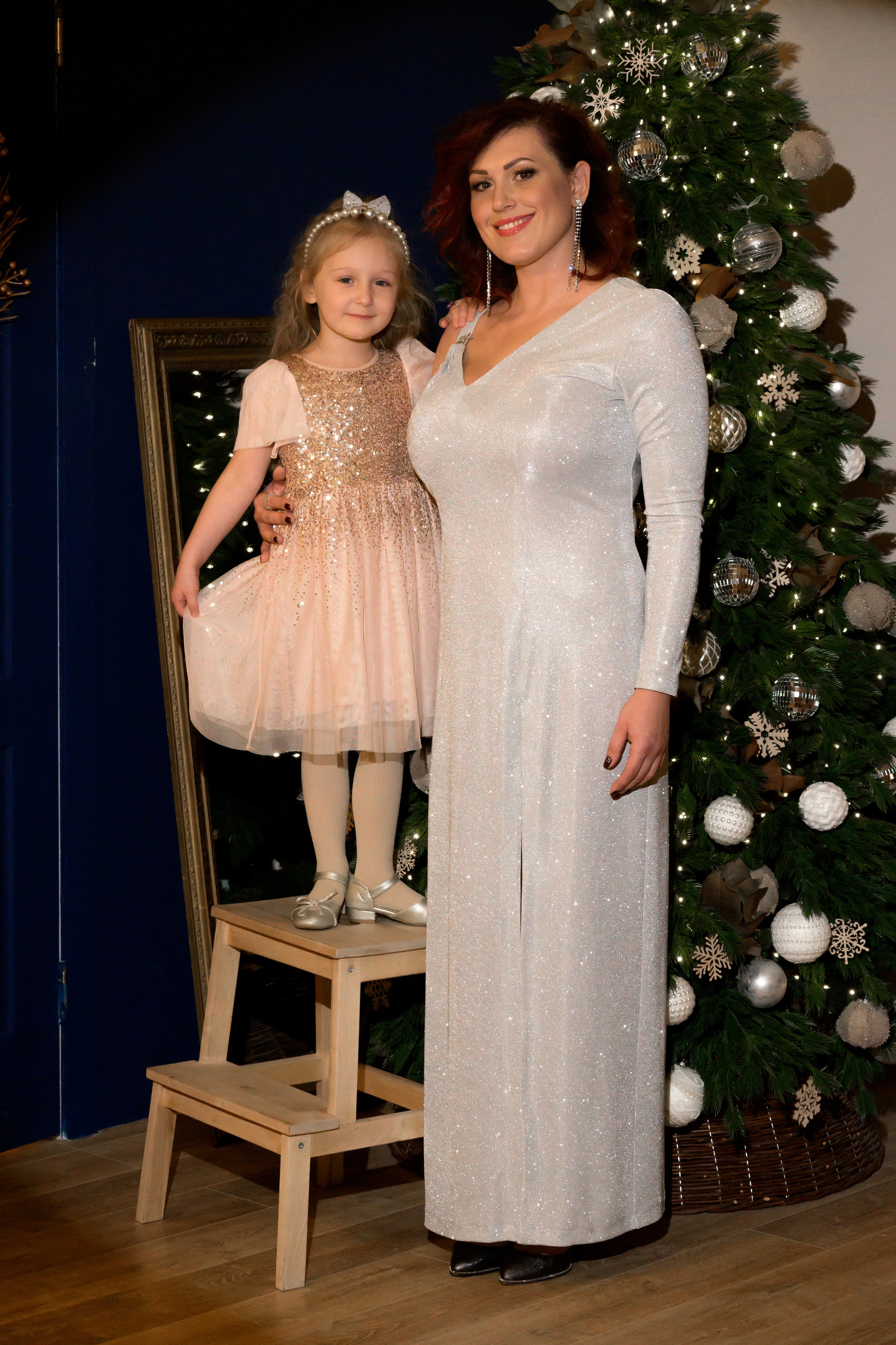 Olya and the family. Fotograf Dmitrii Donets