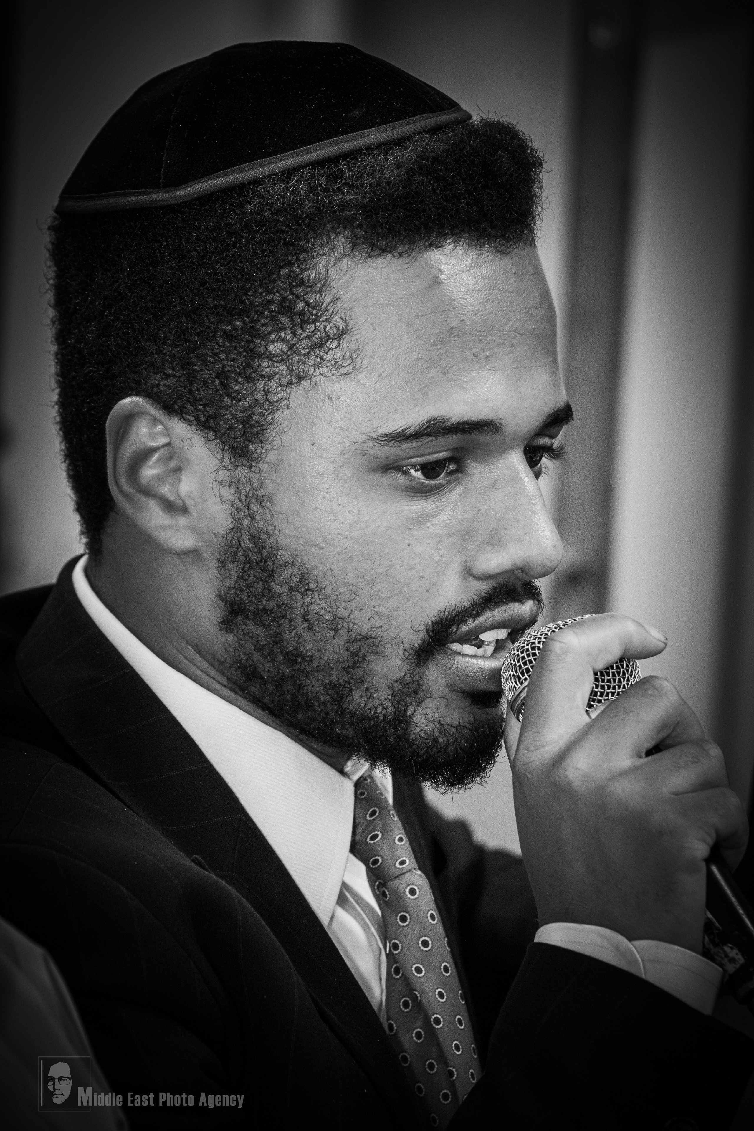 ‏ברית מילה. Middle East Photo Agency — Photography & Event Magnets — סוכנות צילום והדפסת מגנטים לאירועים