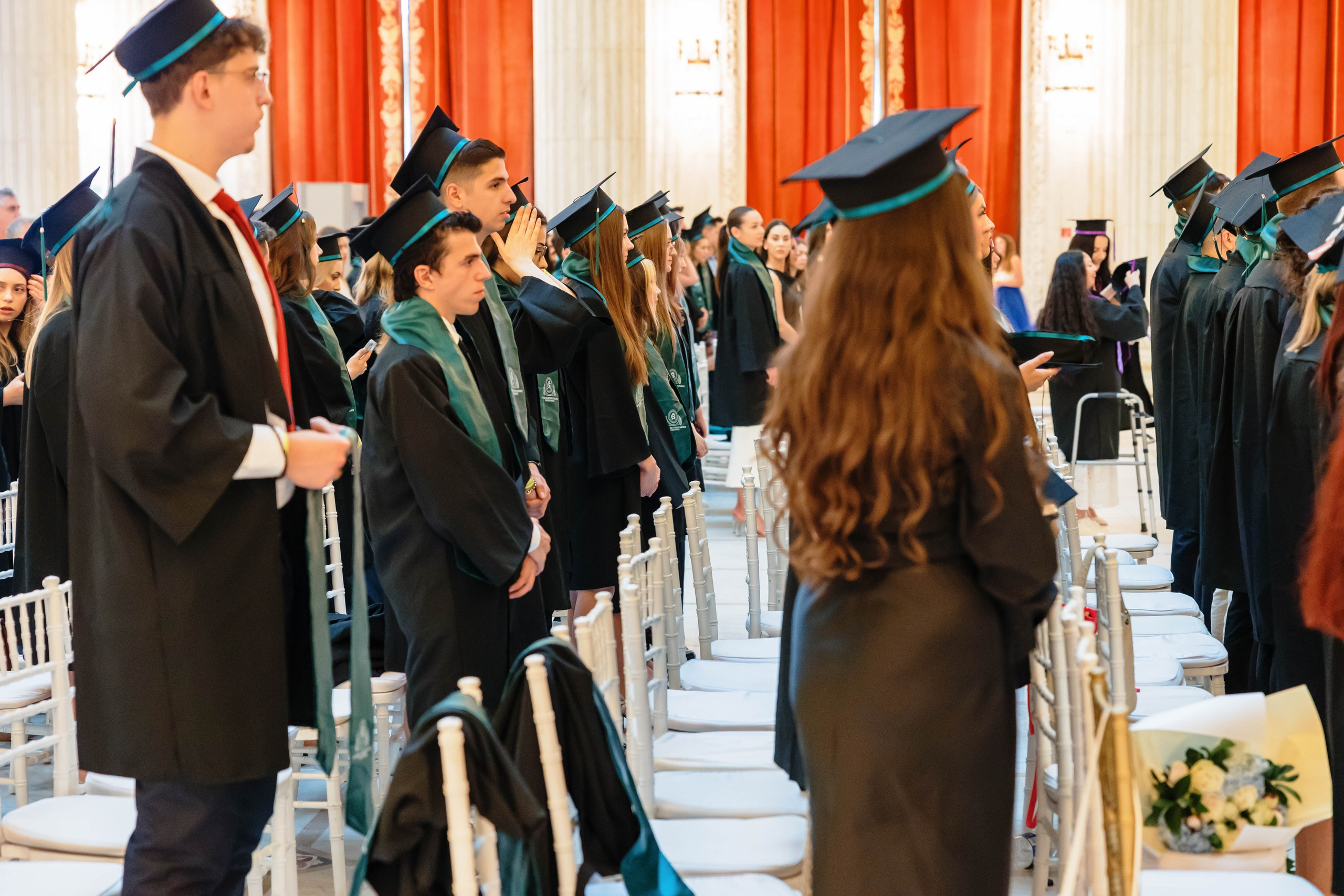 Festivitate Absolvire ASE 2024 - Palatul Parlamentului Bucuresti. MDimaFotoStudio. Fotograf de nuntă, evenimente private și de familie