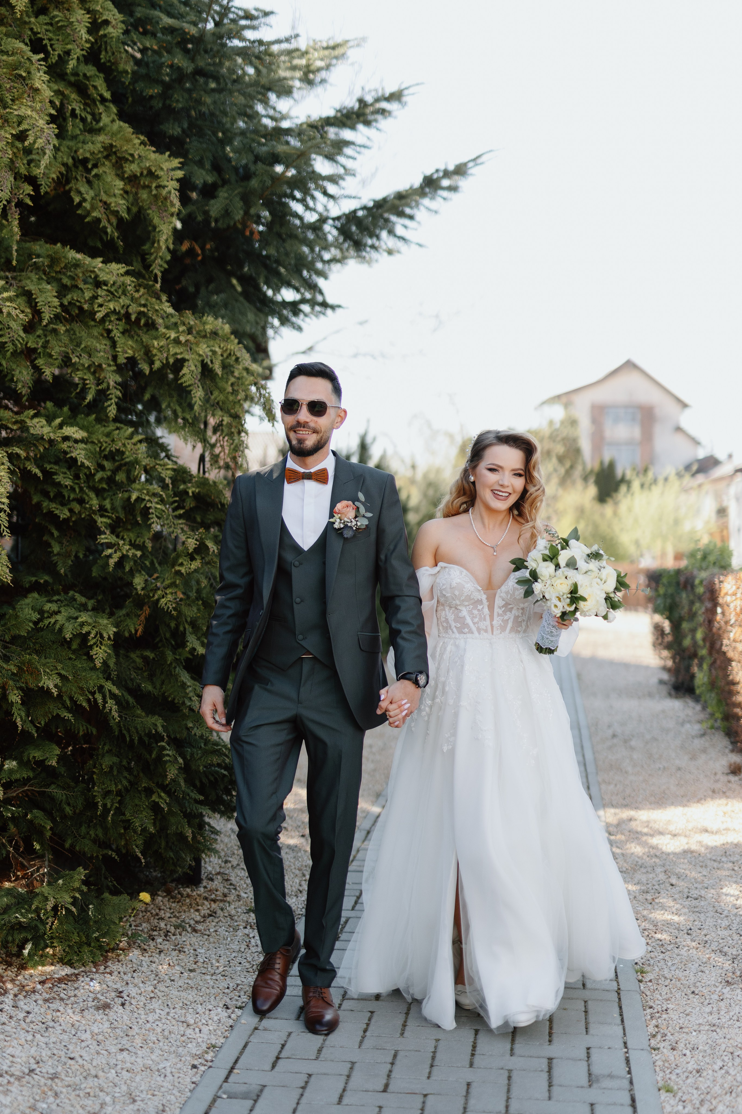 Nicoleta & Lucian. Main