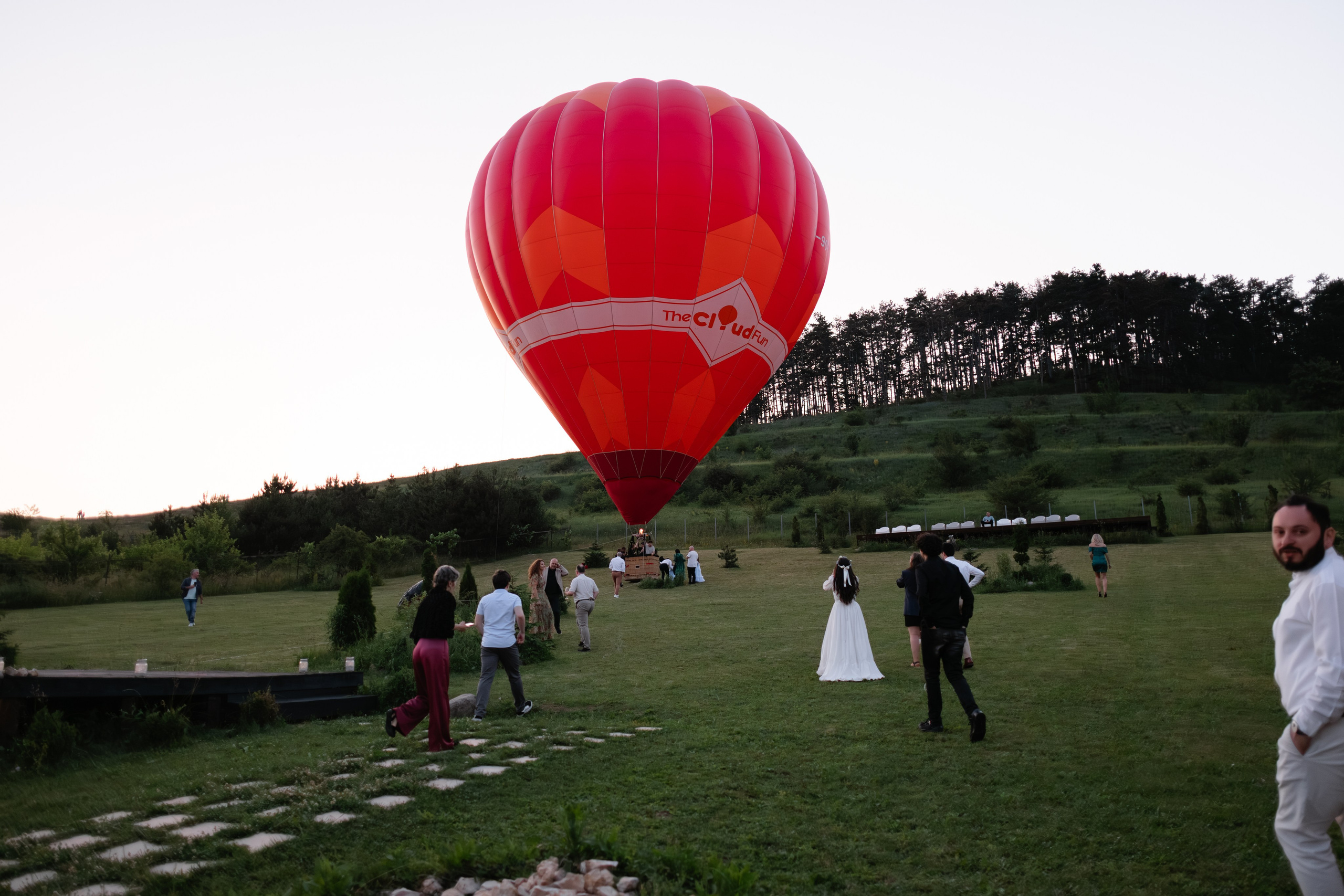 Flori & Cosmin. Main