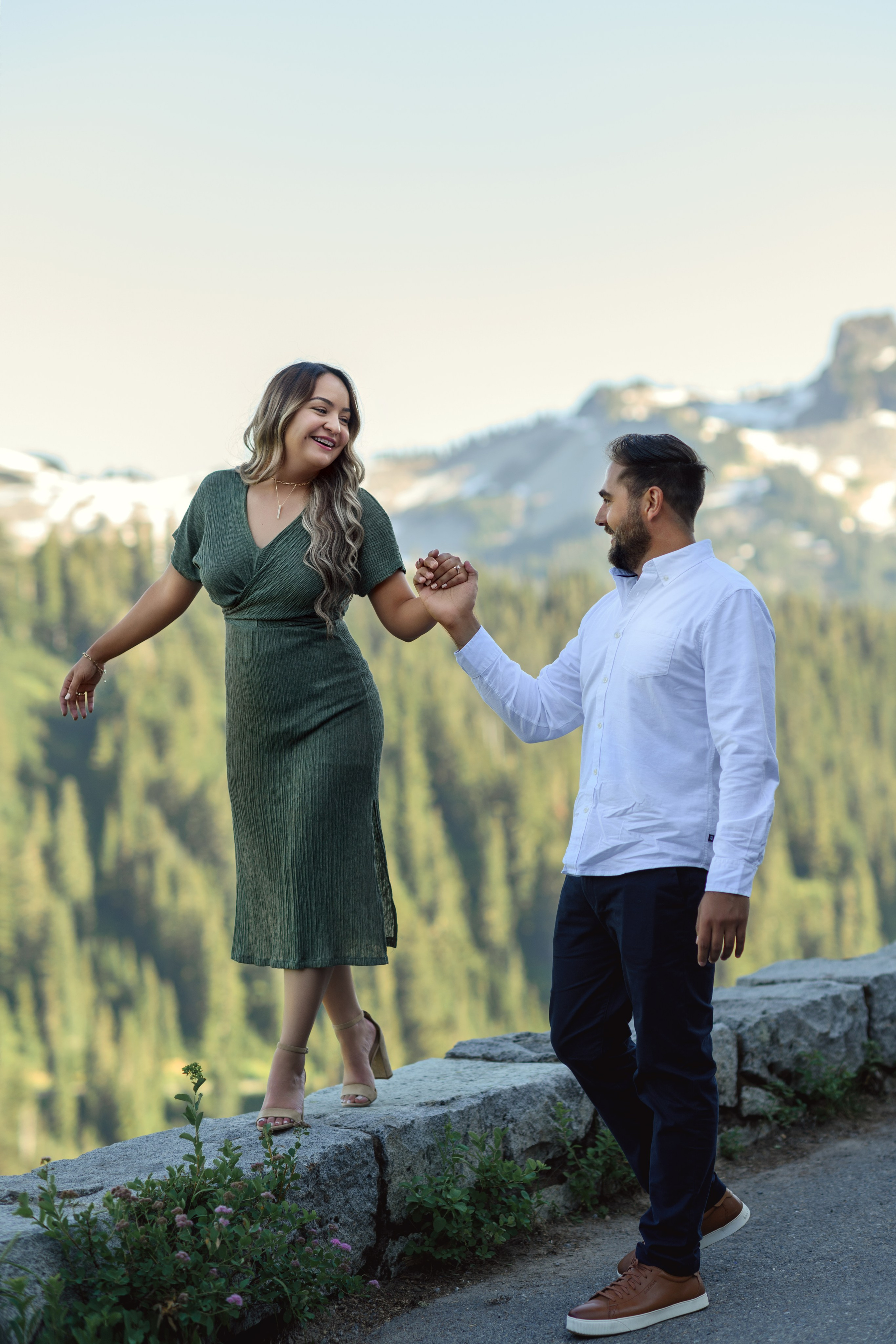 Aracely & Luis. Wedding & family photography in Seattle area. Helen Michelle photographer