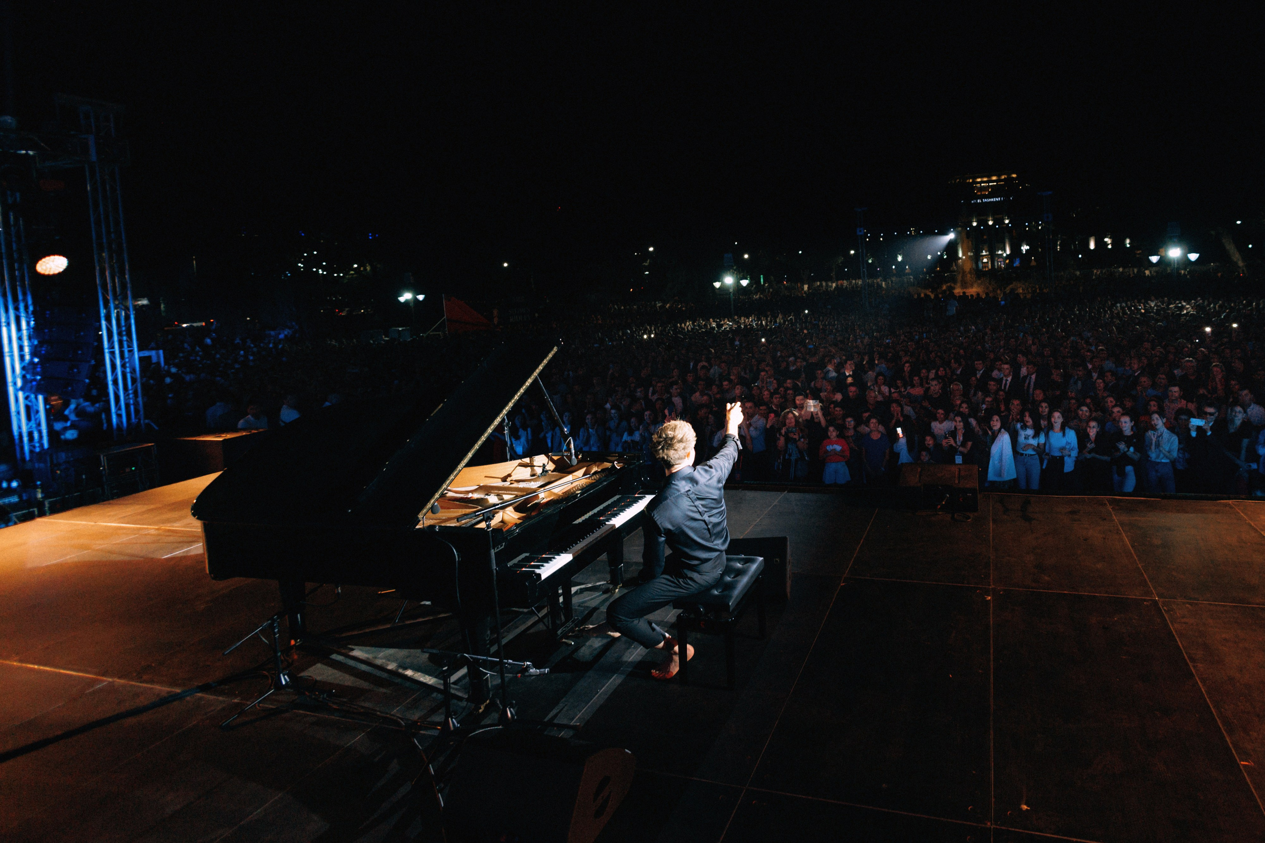 Stephen Ridley в Ташкенте. Photographer Yura Artykov, Tashkent