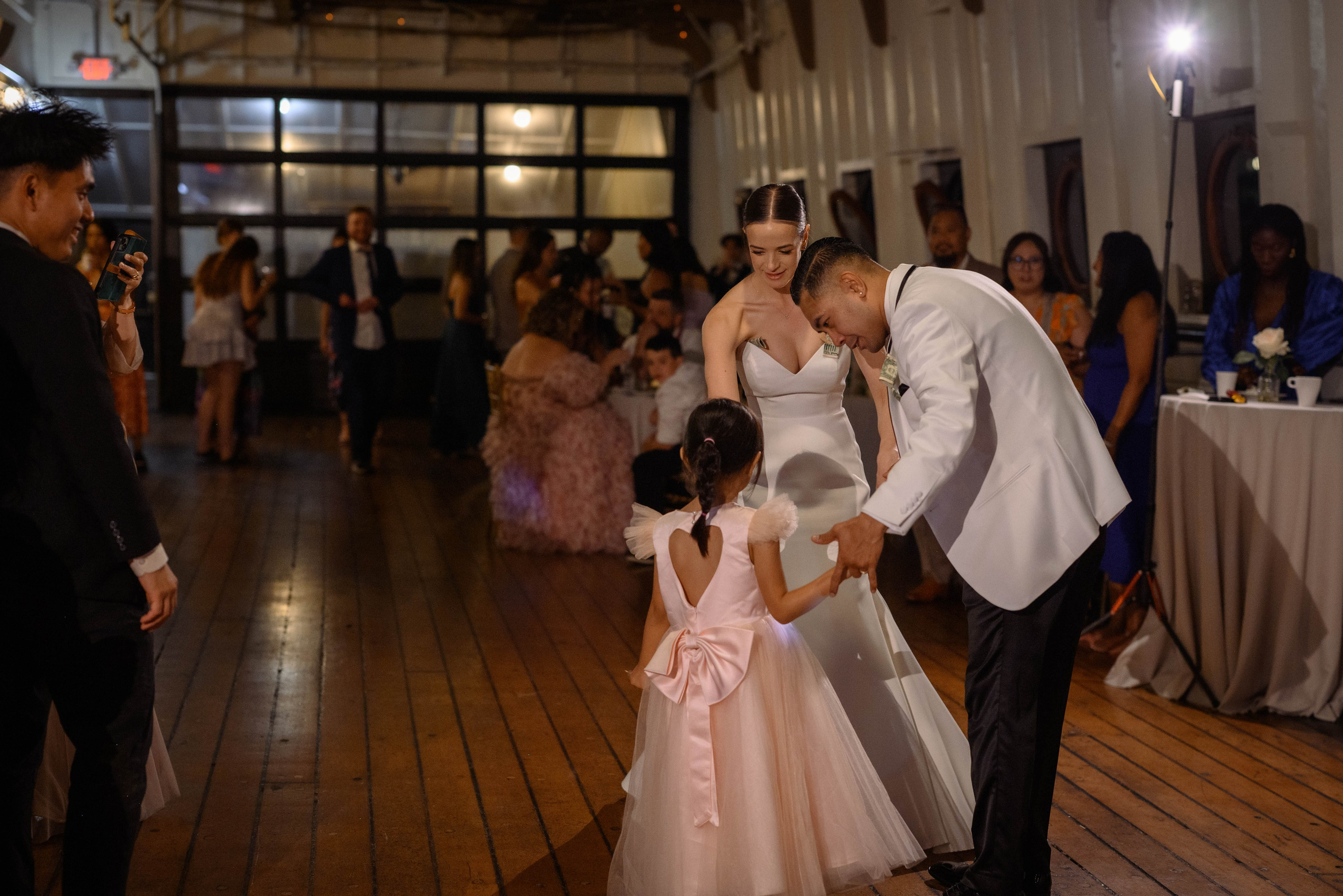 Kevin & Katie. Wedding & portrait photography in the Seattle Area. Helen Michelle photographer