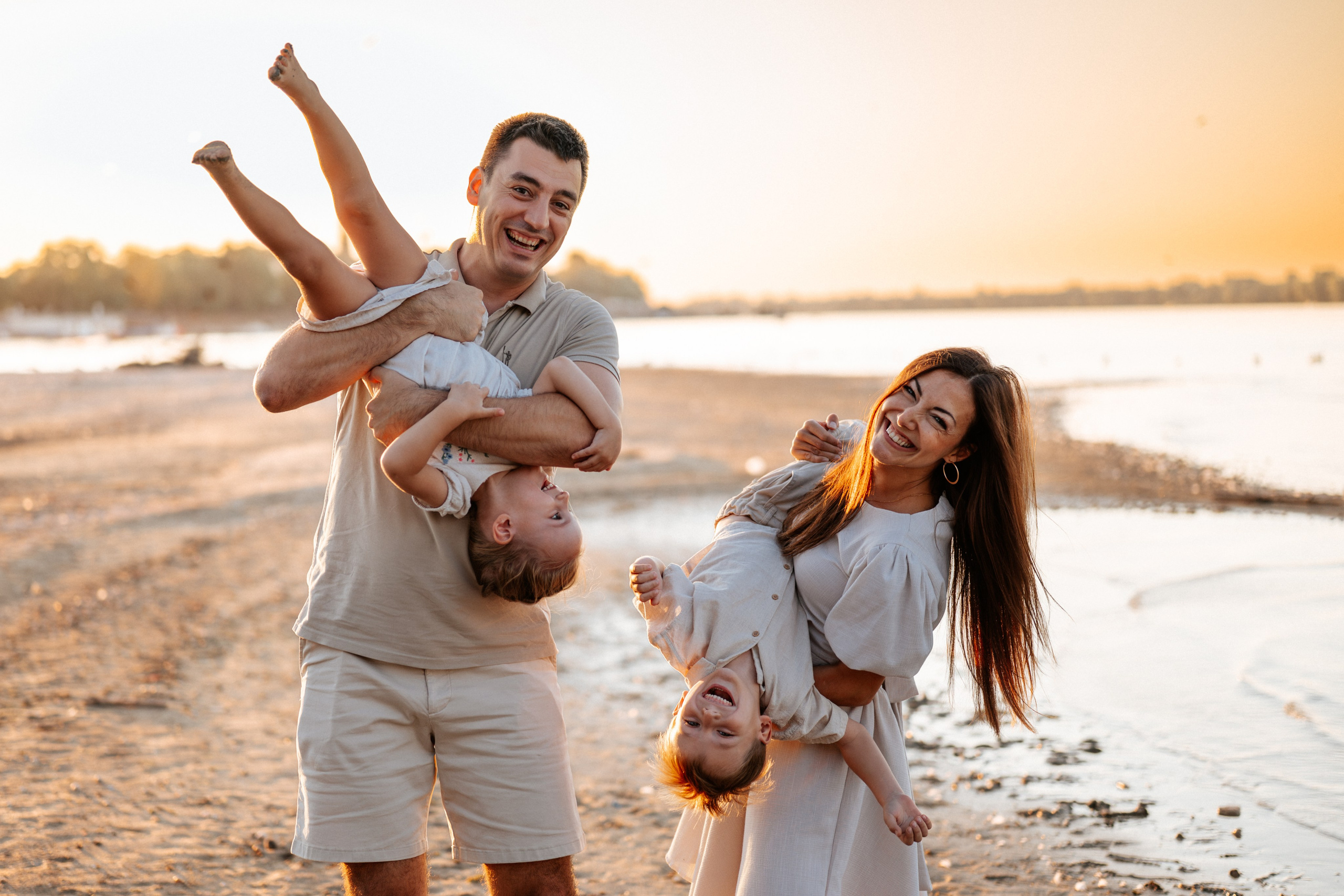 Anja, Nikola, Adam i Hana - porodično fotografisanje. Dečiji i porodični fotograf