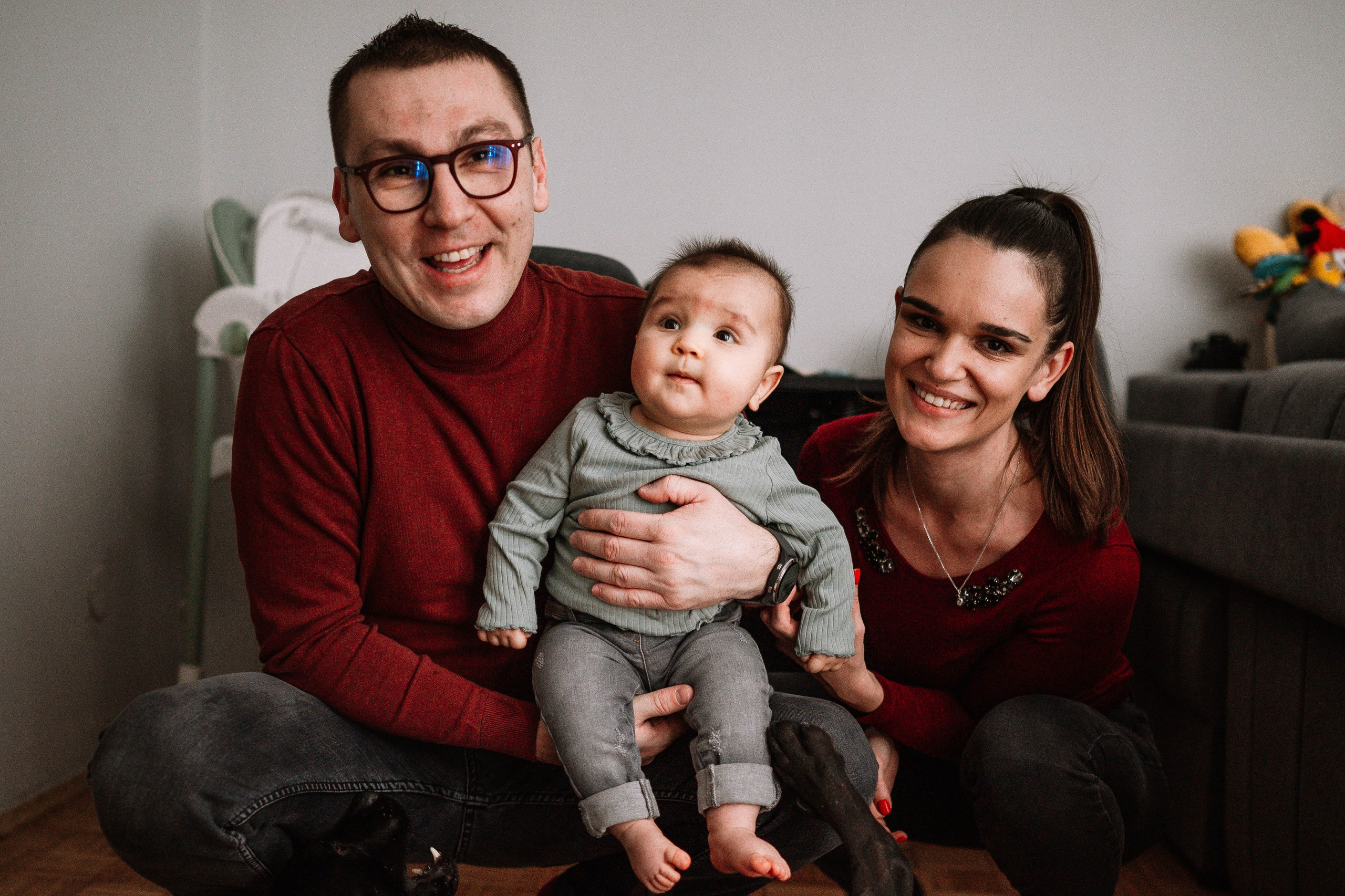 Lana - fotografisanje bebe kod kuće. Dečiji i porodični fotograf