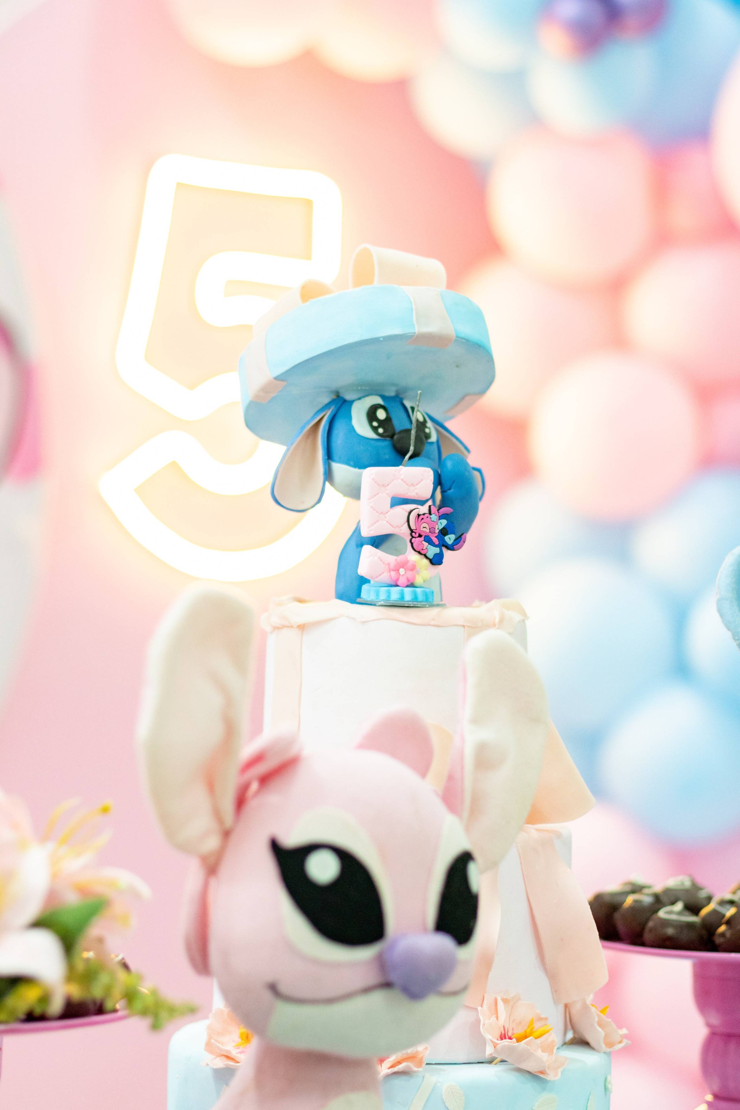 Alice — Aniversário 5 anos. Principal