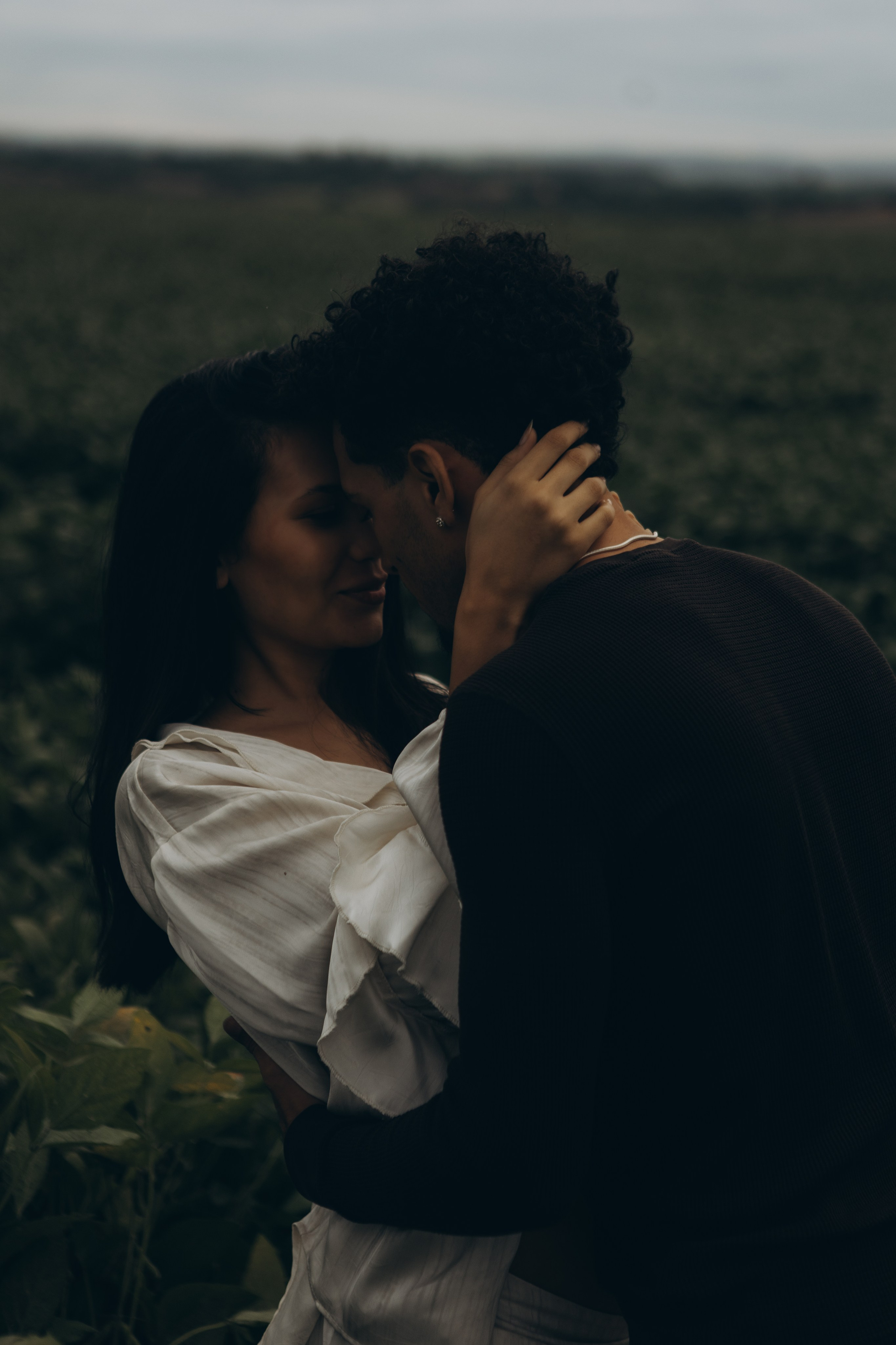 casal em ensaio gestante ao ar livre em Sorocaba