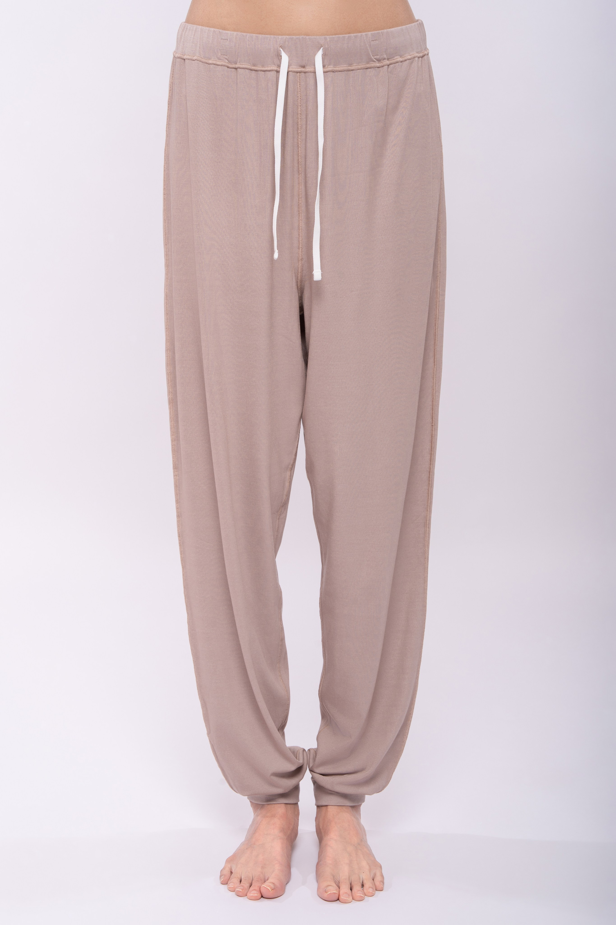 ECZEWEAR. ФОТОГРАФ В ГОНКОНГЕ (СВАДЬБЫ, FASHION, СЕМЕЙНЫЕ, МЕРОПРИЯТИЯ, ФОТОПРОГУЛКИ)