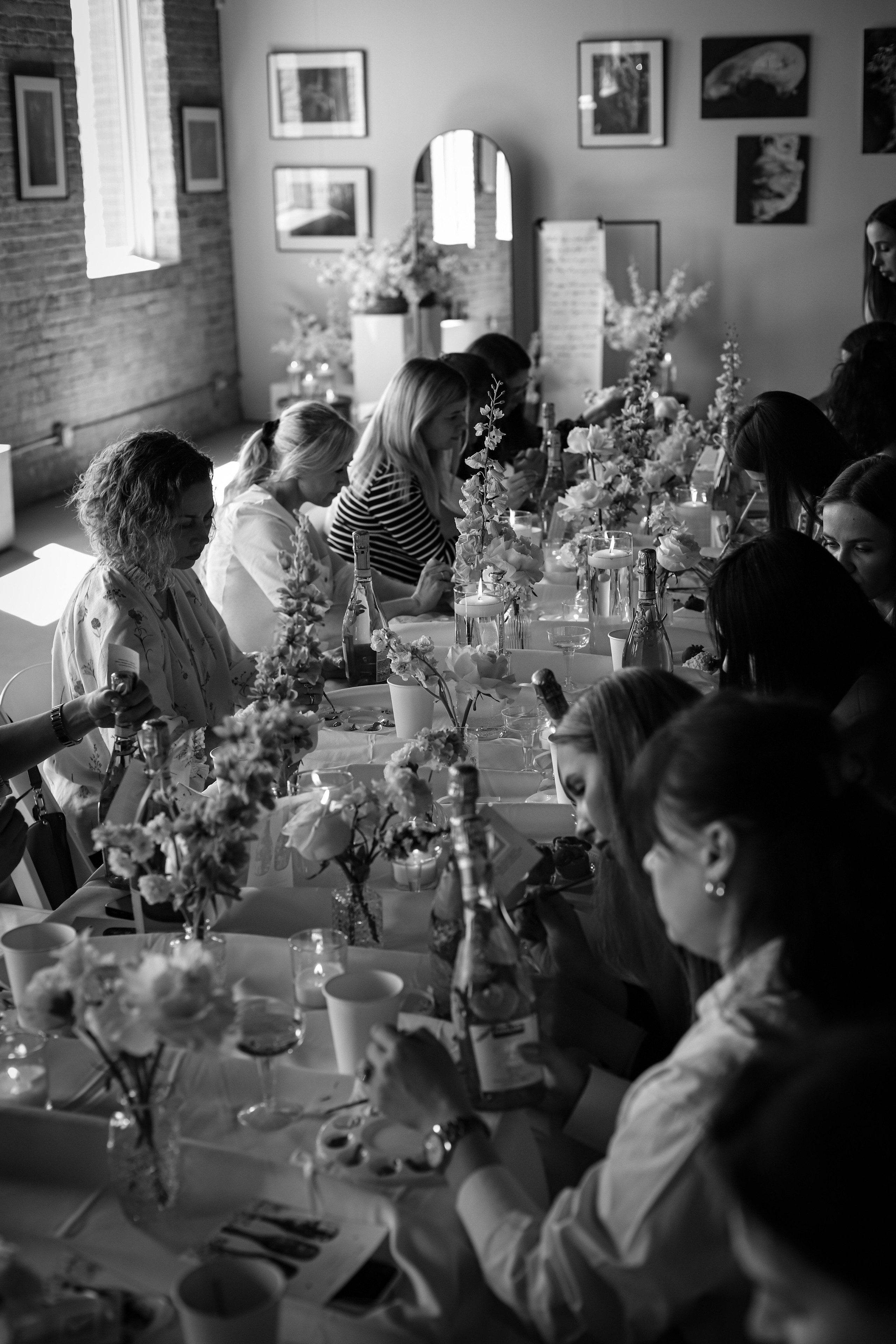 Пляшки для перемоги. VALERIIA VIUNOVA individual shooting\love story\event\brand