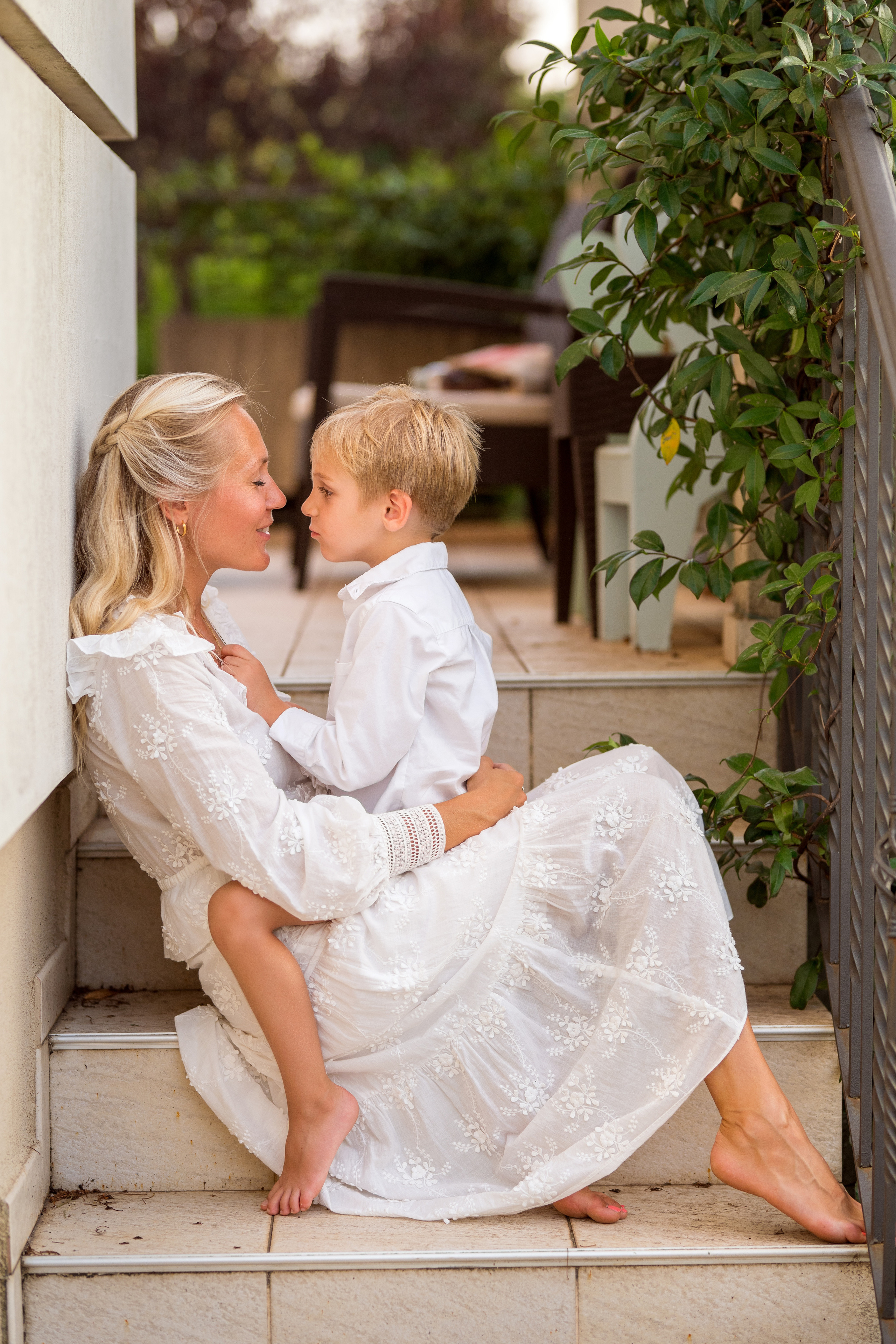 Семейная фотосессия в саду. Катя Халдеева Фотограф Саратов