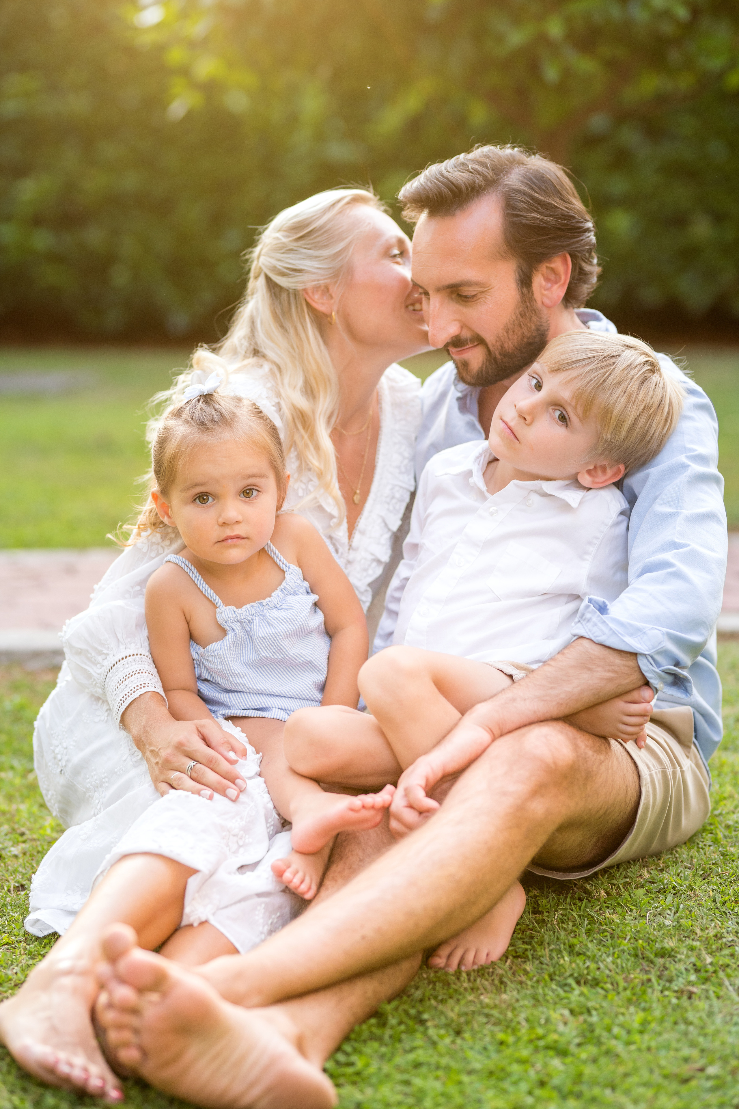 Семейная фотосессия в саду. Катя Халдеева Фотограф Саратов