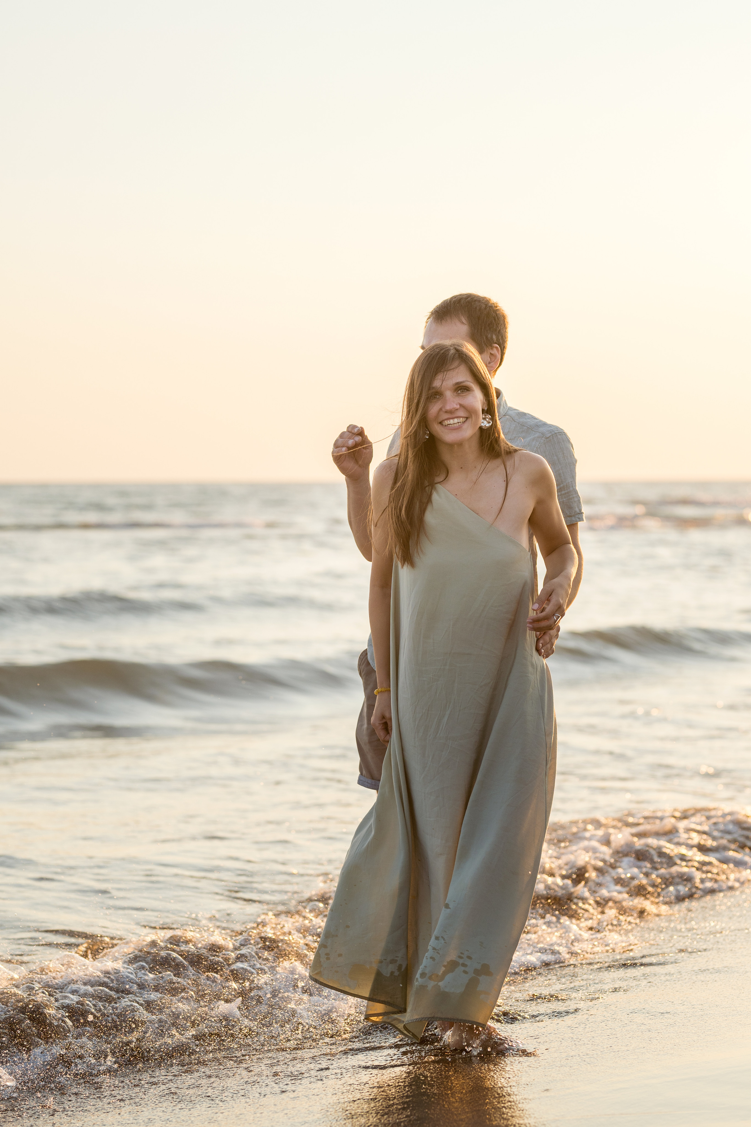 Закатная съёмка семьи на морском побережье. Катя Халдеева Фотограф Саратов