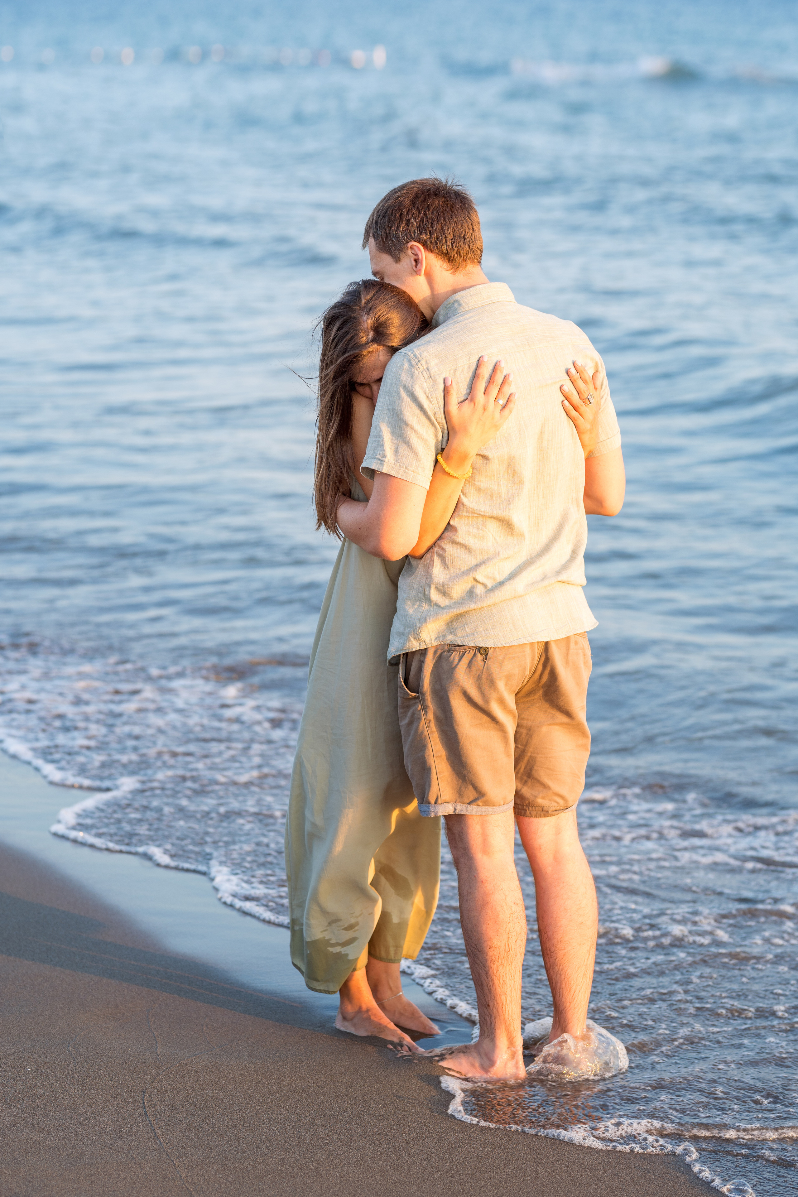 Закатная съёмка семьи на морском побережье. Катя Халдеева Фотограф Саратов