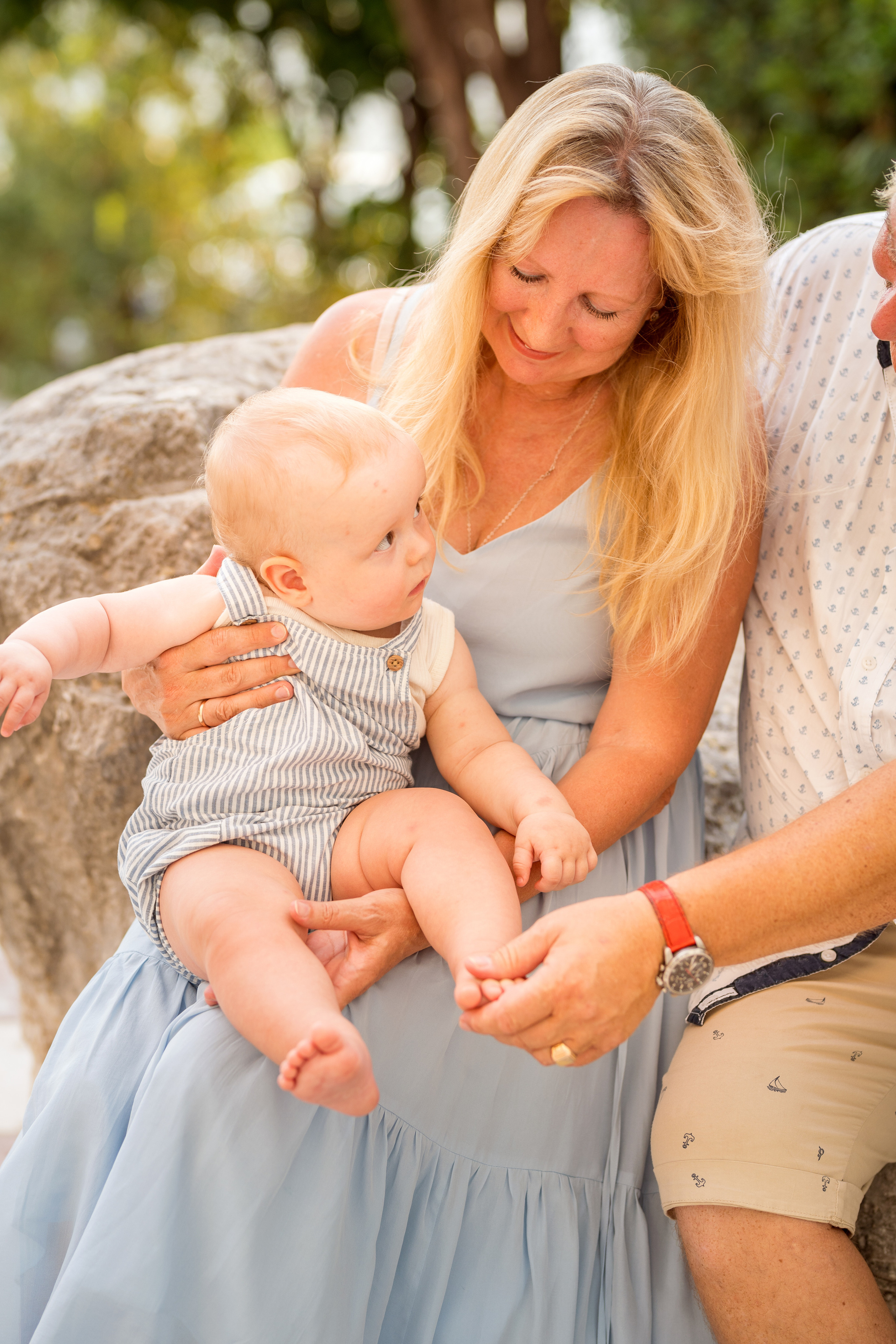 Family photoshoot in Perast Montenegro. Kate Khaldeeva photographer in Saratov