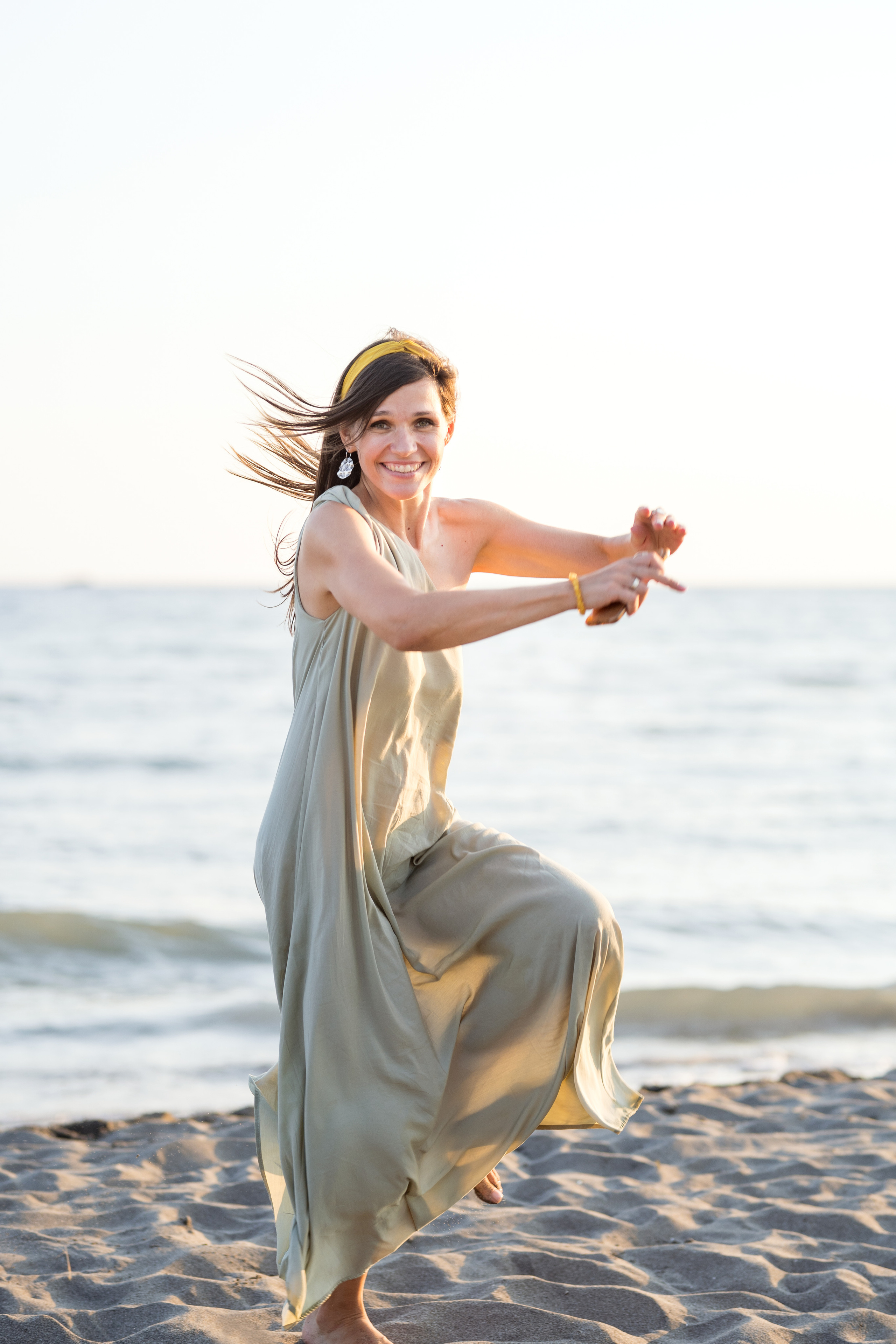 Закатная съёмка семьи на морском побережье. Катя Халдеева Фотограф Саратов