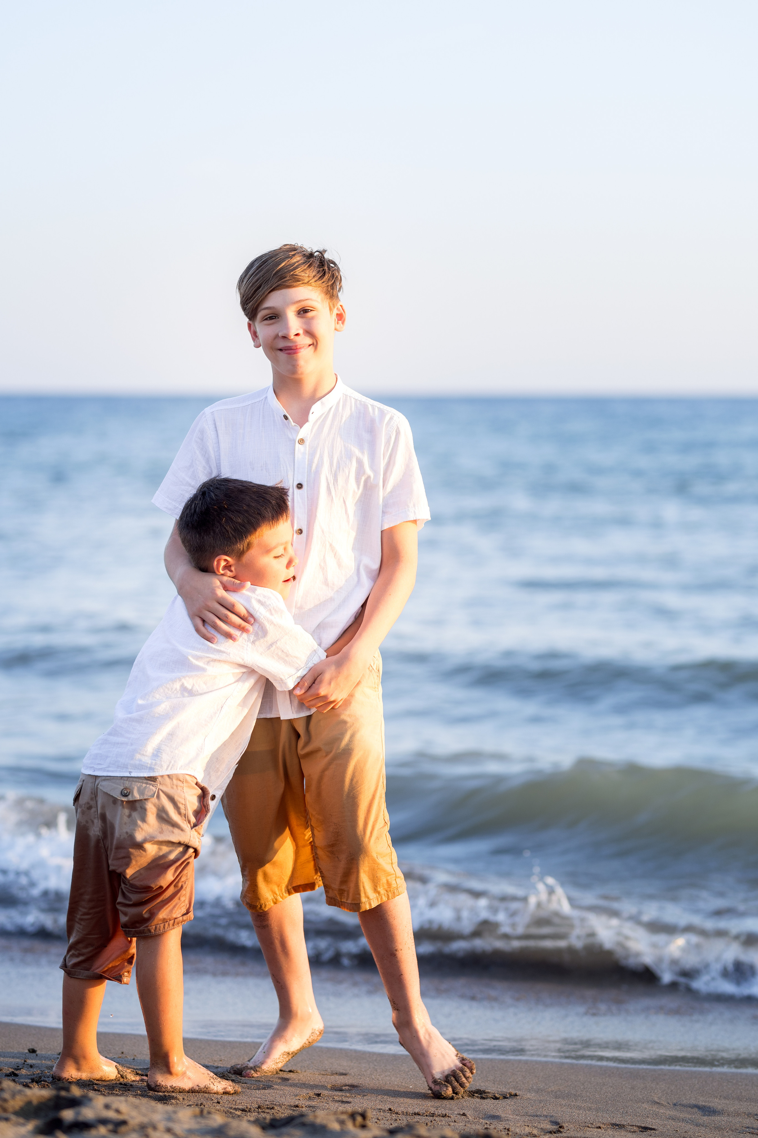 Закатная съёмка семьи на морском побережье. Катя Халдеева Фотограф Саратов