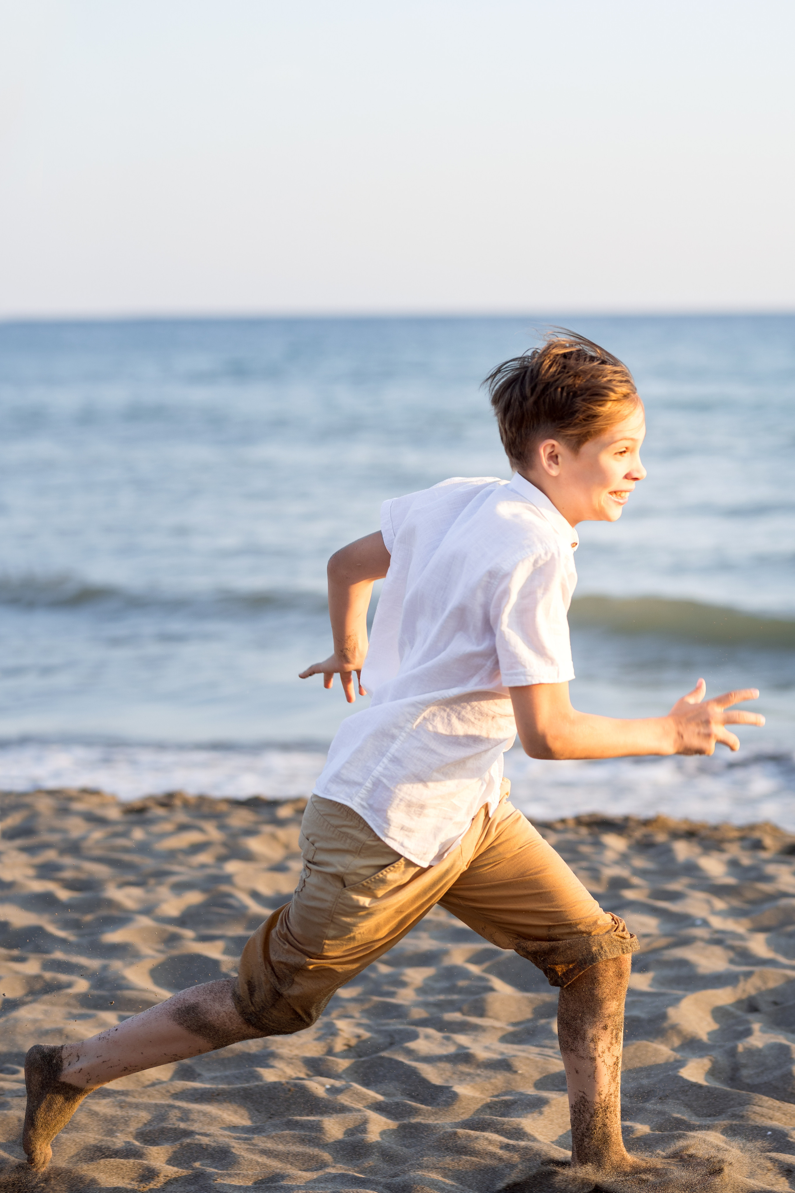 Закатная съёмка семьи на морском побережье. Катя Халдеева Фотограф Саратов
