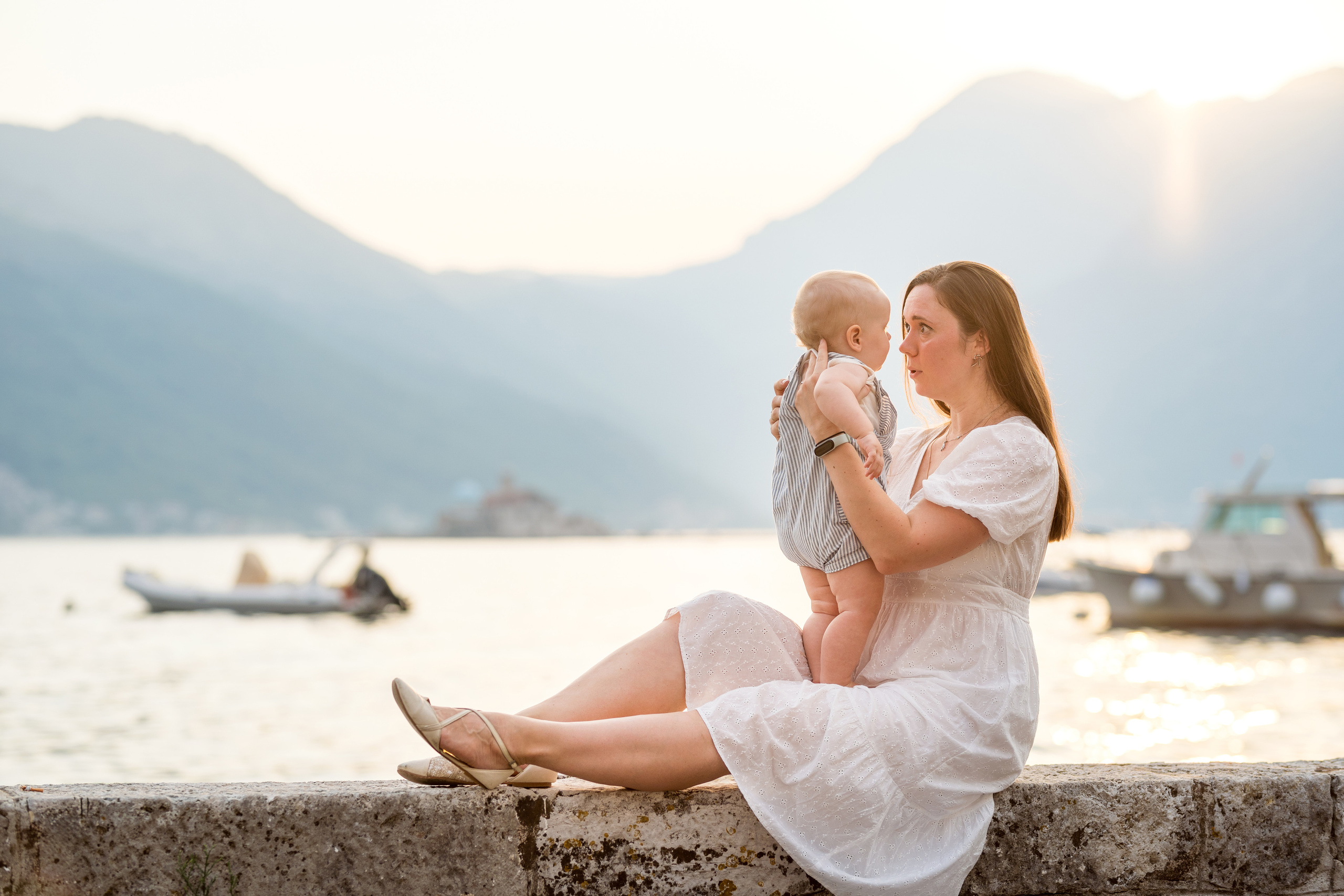 Family photoshoot in Perast Montenegro. Kate Khaldeeva photographer in Saratov