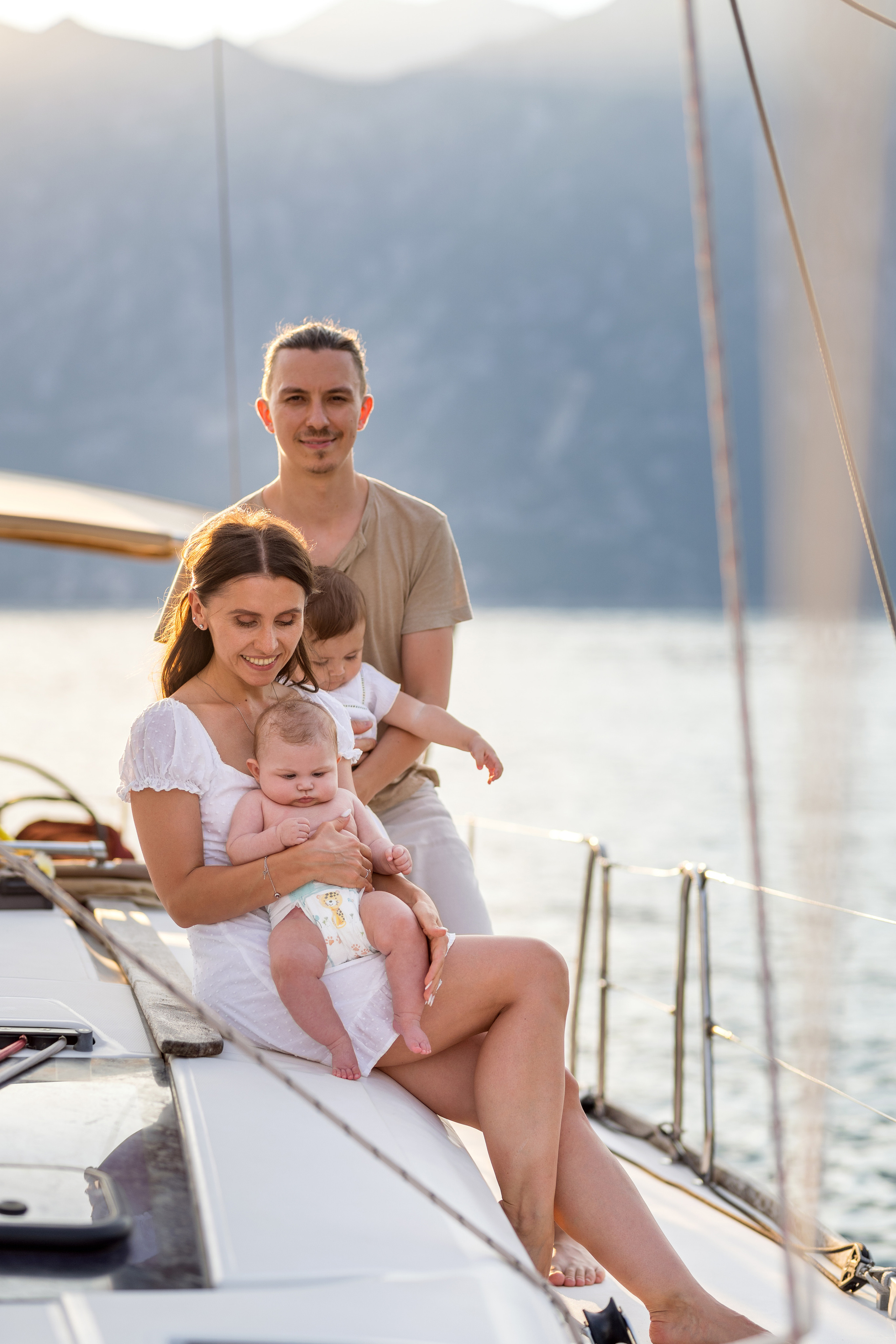 Family photo session on a yacht Montenegro. Kate Khaldeeva photographer in Saratov
