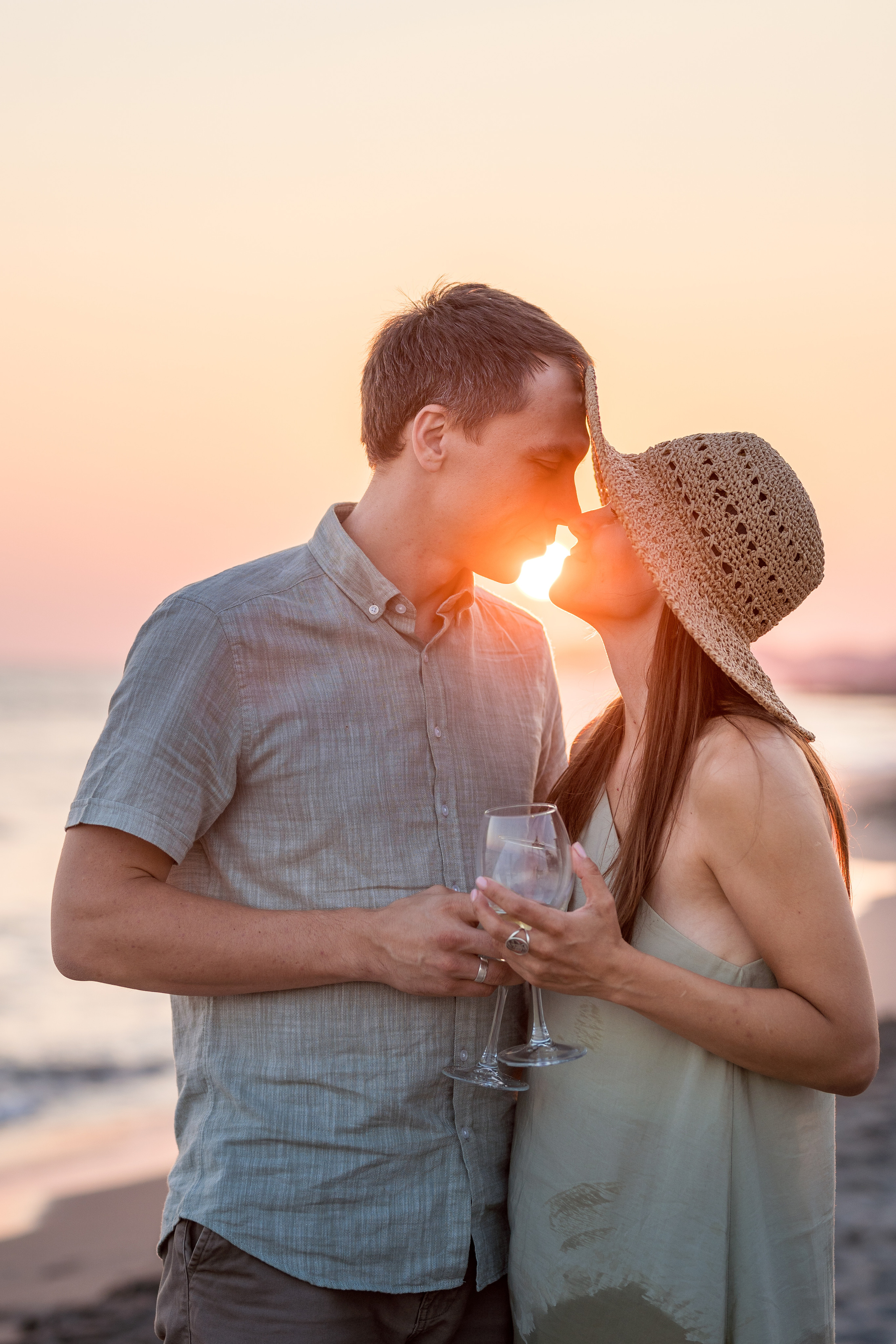 Закатная съёмка семьи на морском побережье. Катя Халдеева Фотограф Саратов
