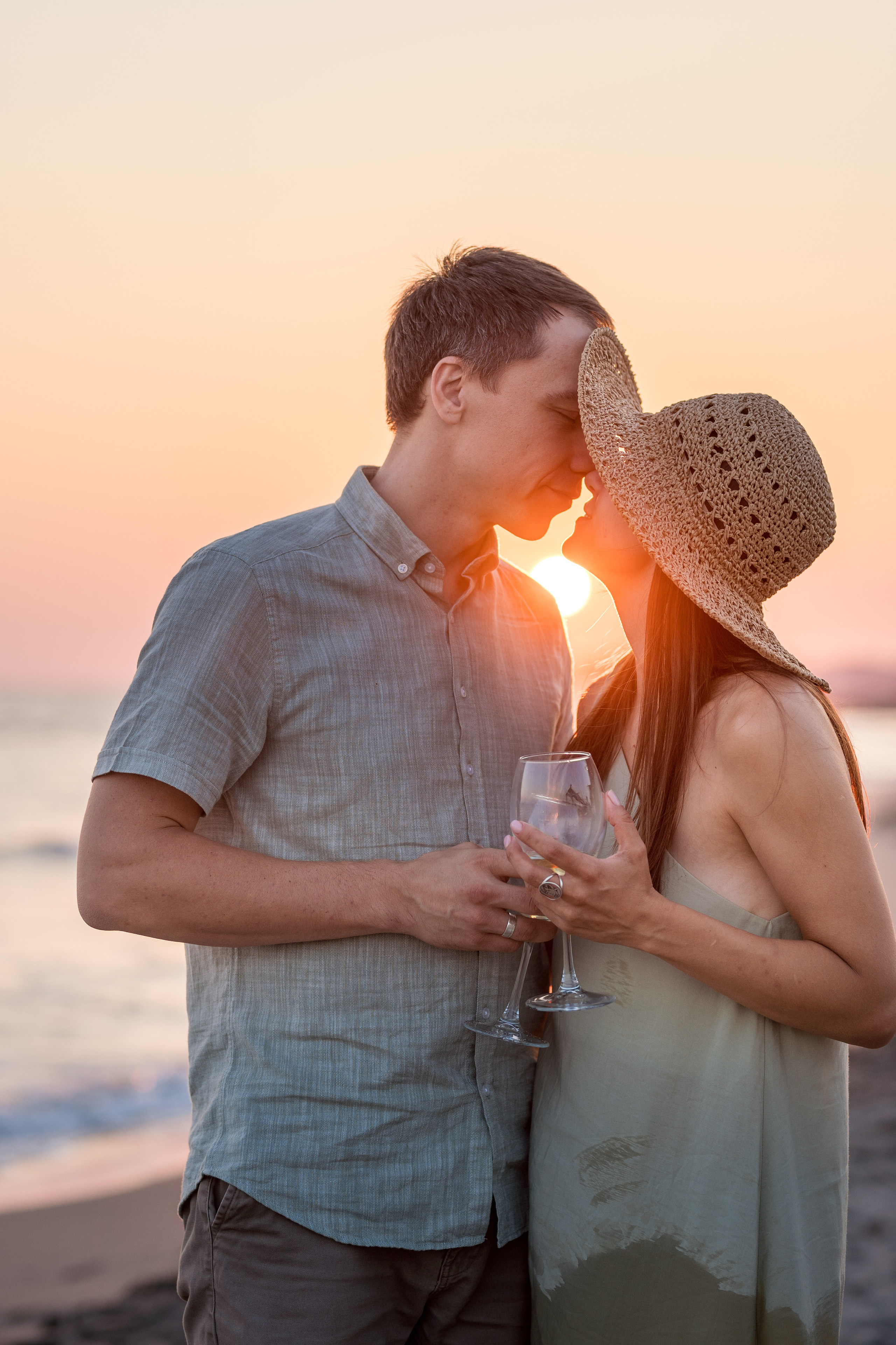 Закатная съёмка семьи на морском побережье. Катя Халдеева Фотограф Саратов