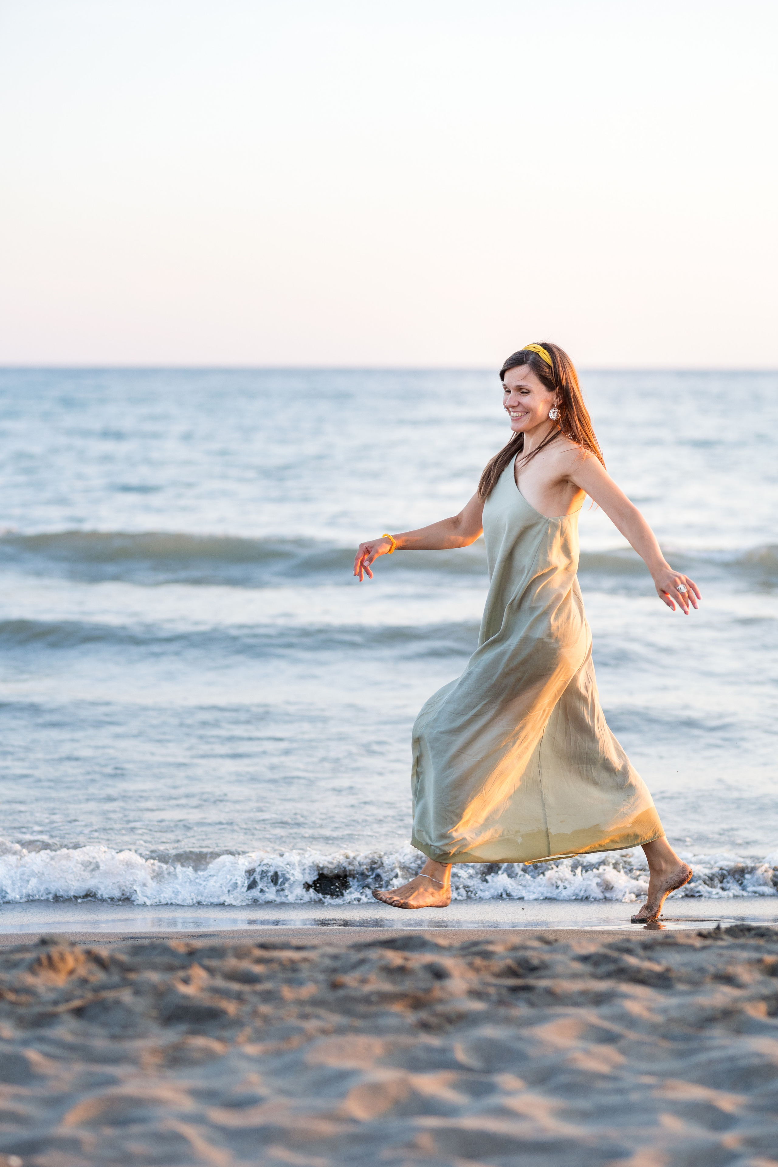 Закатная съёмка семьи на морском побережье. Катя Халдеева Фотограф Саратов