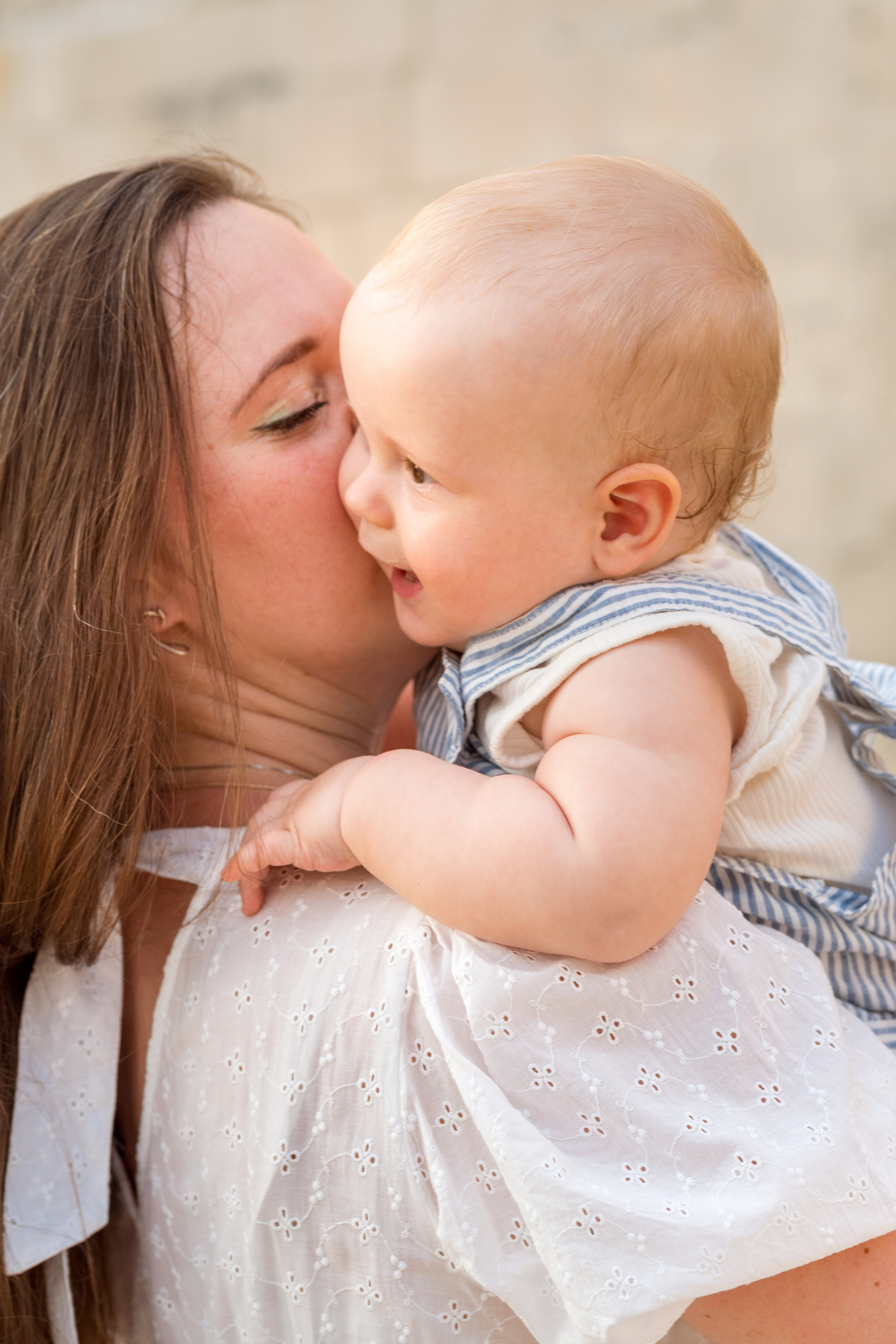 Family photoshoot in Perast Montenegro. Kate Khaldeeva photographer in Saratov