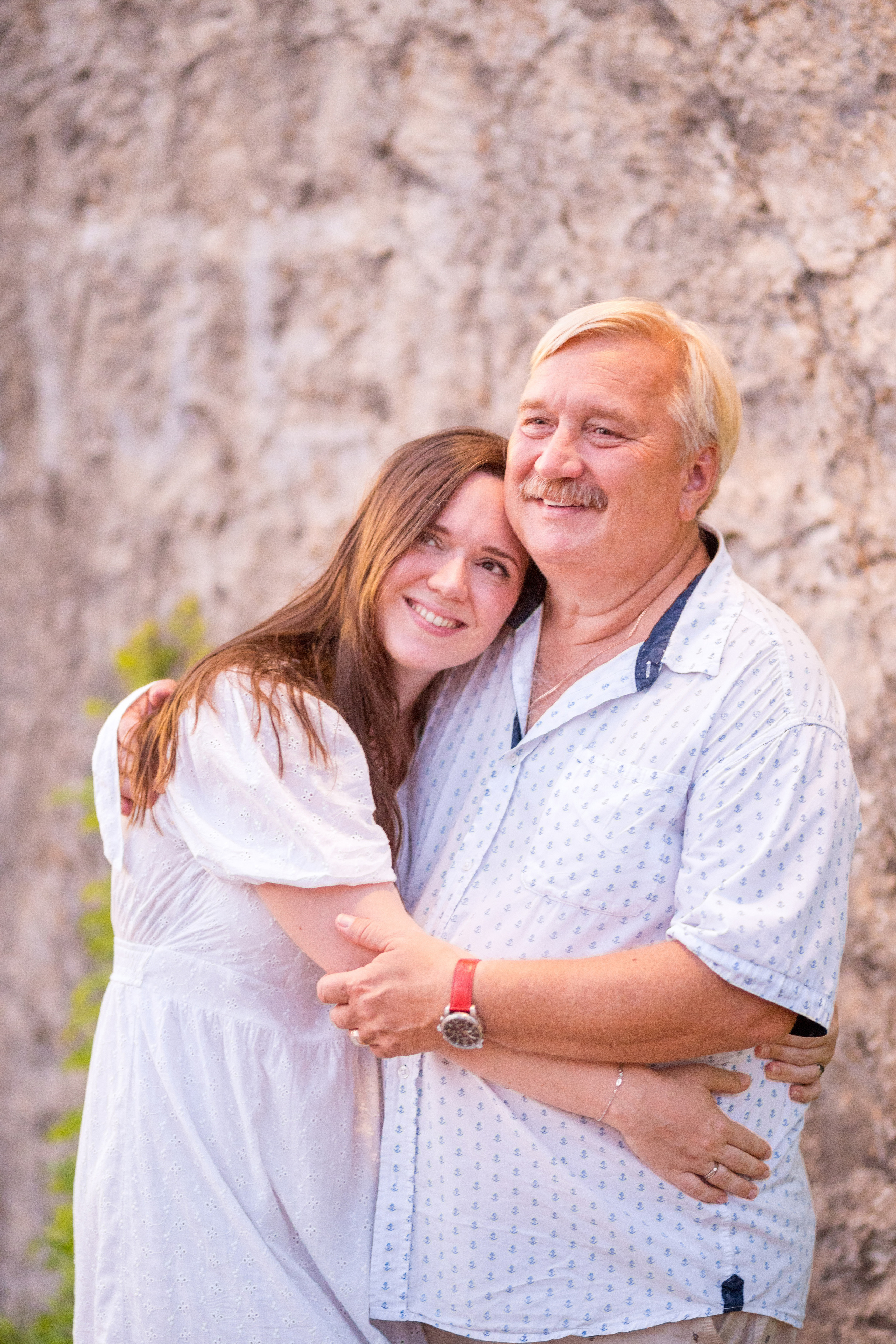 Family photoshoot in Perast Montenegro. Kate Khaldeeva photographer in Saratov